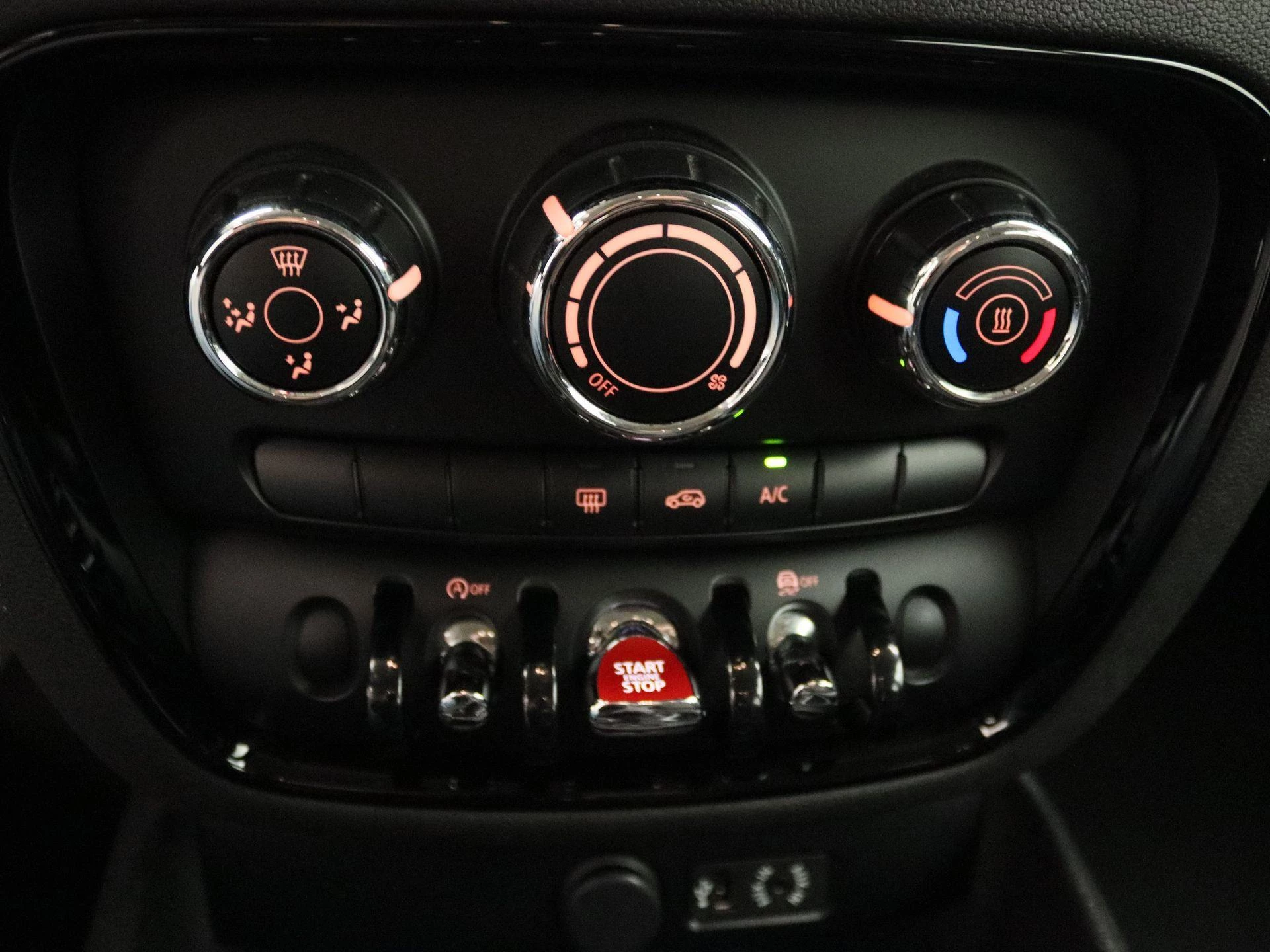 MINI-Clubman-image-16
