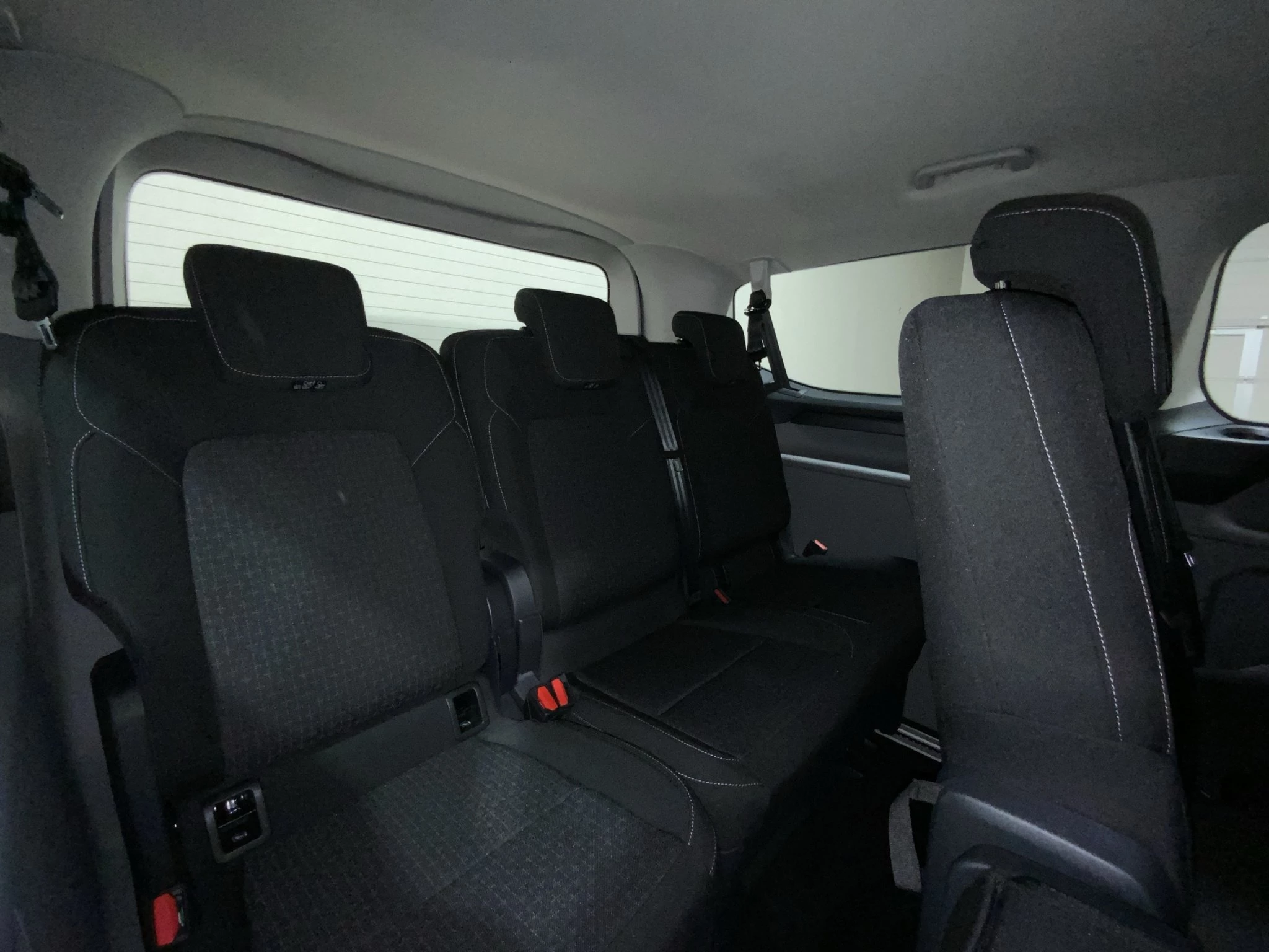 Ford Tourneo Custom Trend 2.0 EcoBlue 100kW 320 L1 Van. 4-türig