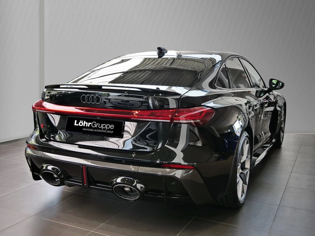 Audi-RS5-image-3