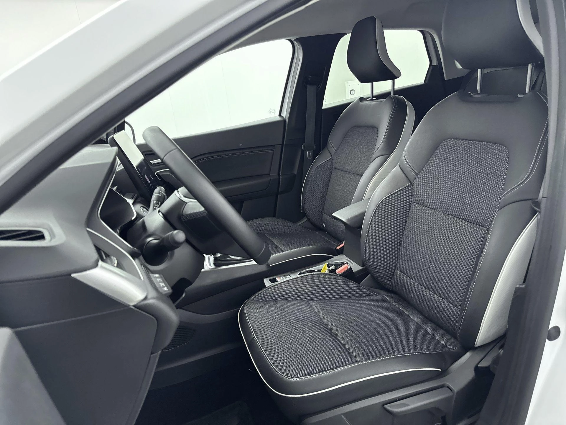 Renault-Captur-image-17