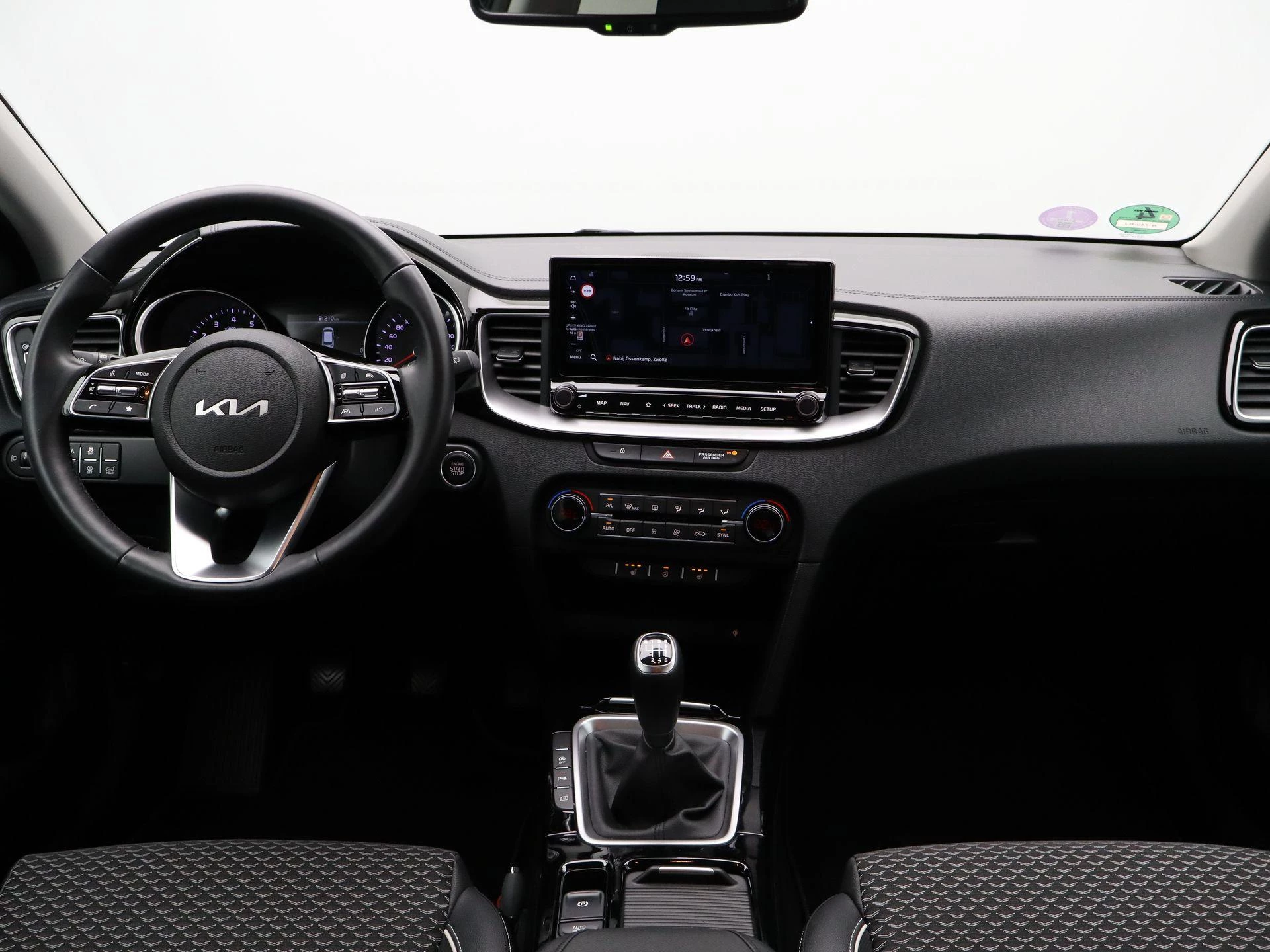 Kia-Ceed Sportswagon-image-32