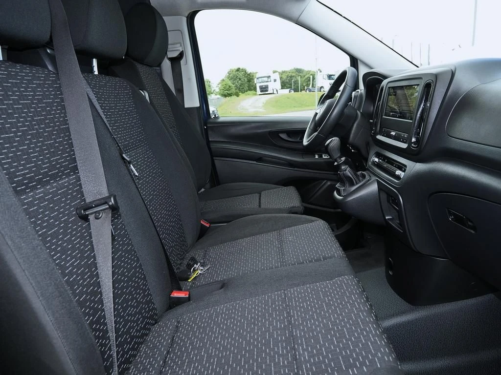 Mercedes-Benz-Vito 116-image-12