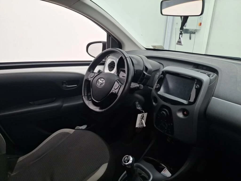 Toyota-Aygo-image-2