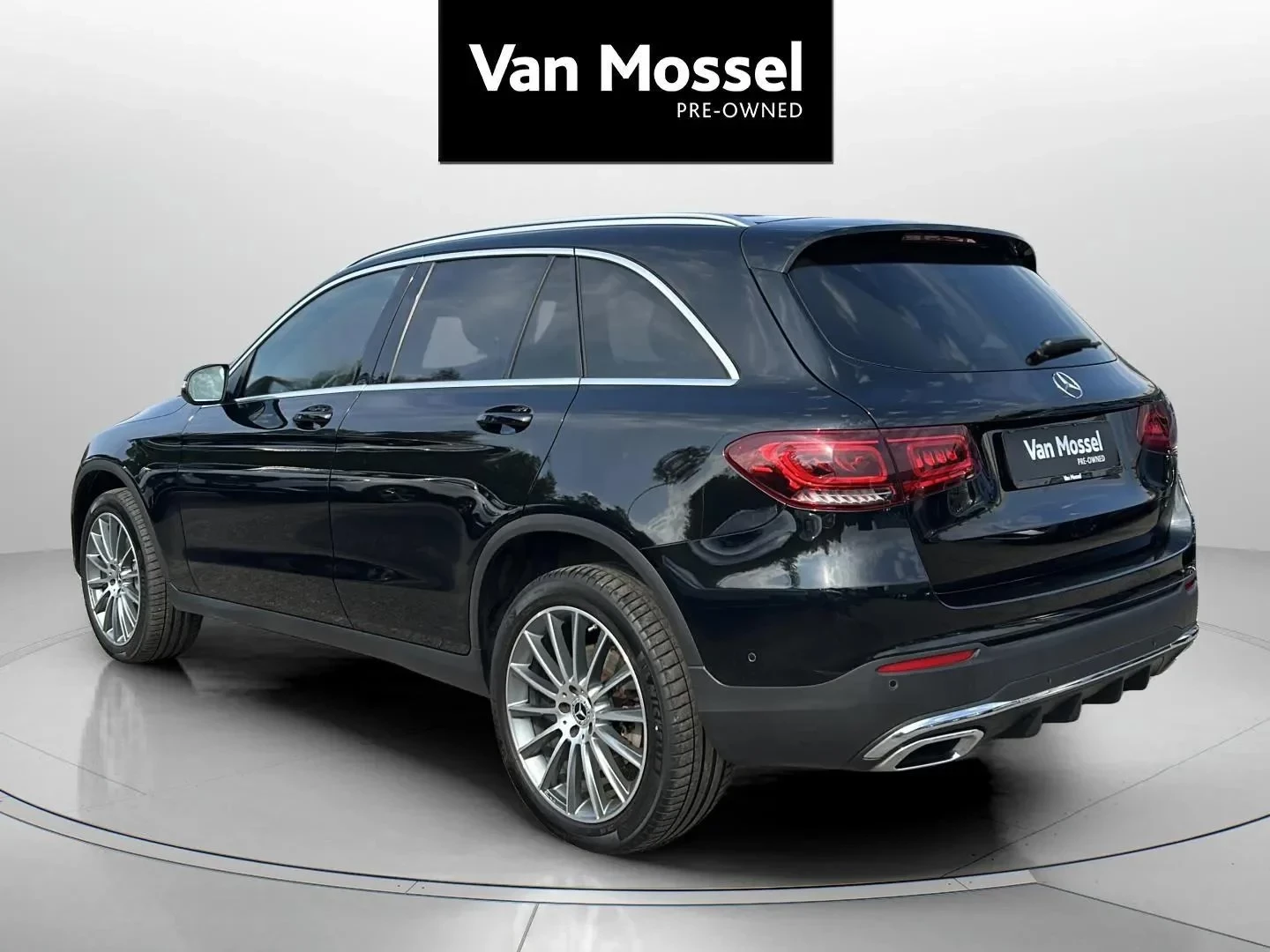 Mercedes-Benz-GLC-image-6