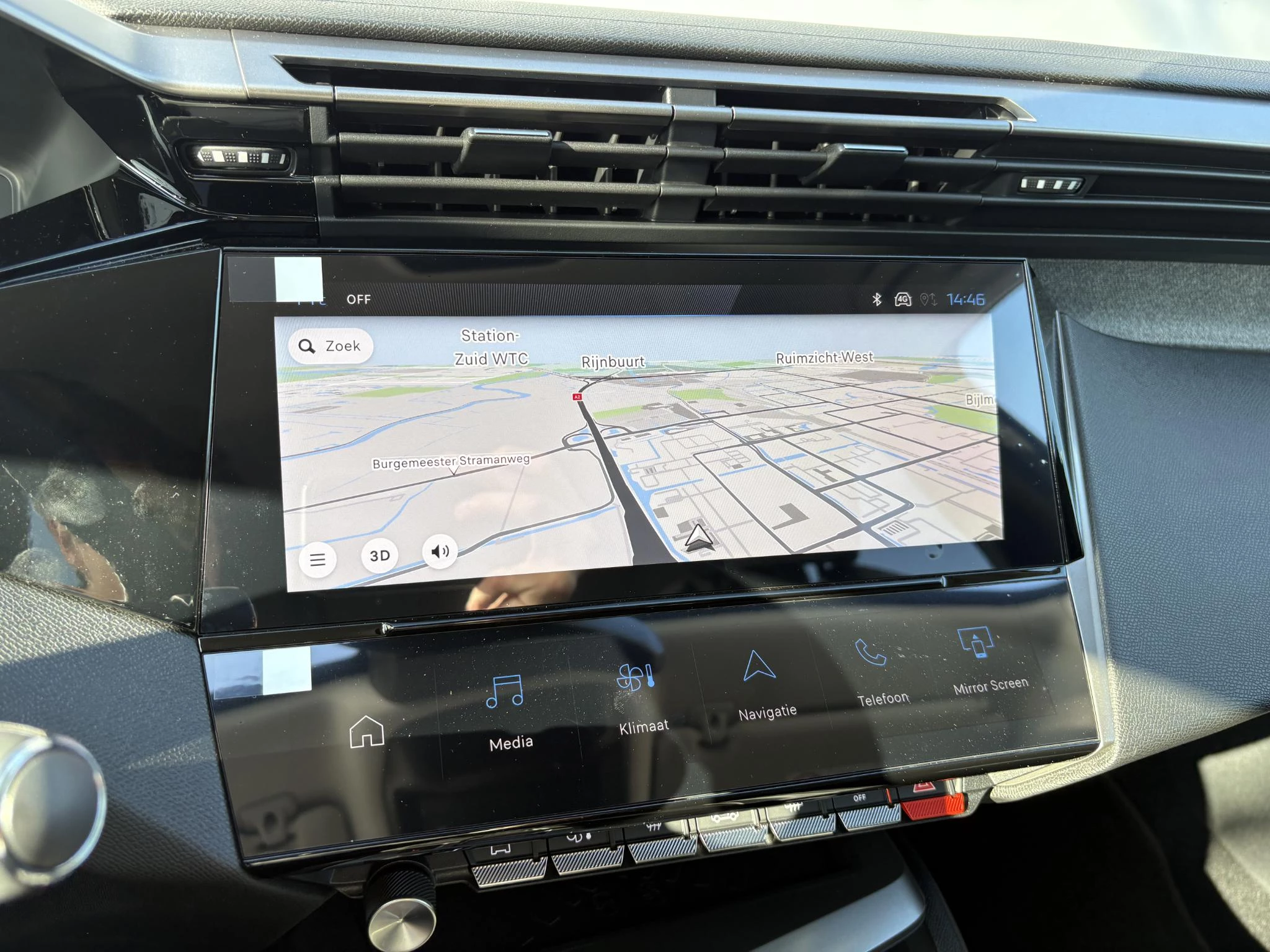 Peugeot-308-image-13