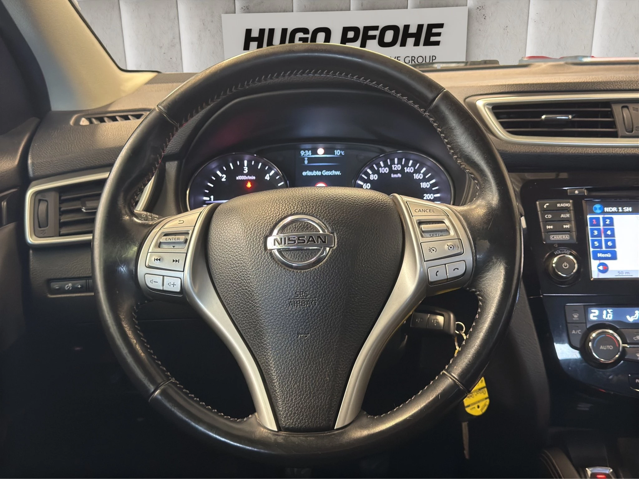 Nissan-QASHQAI-image-12