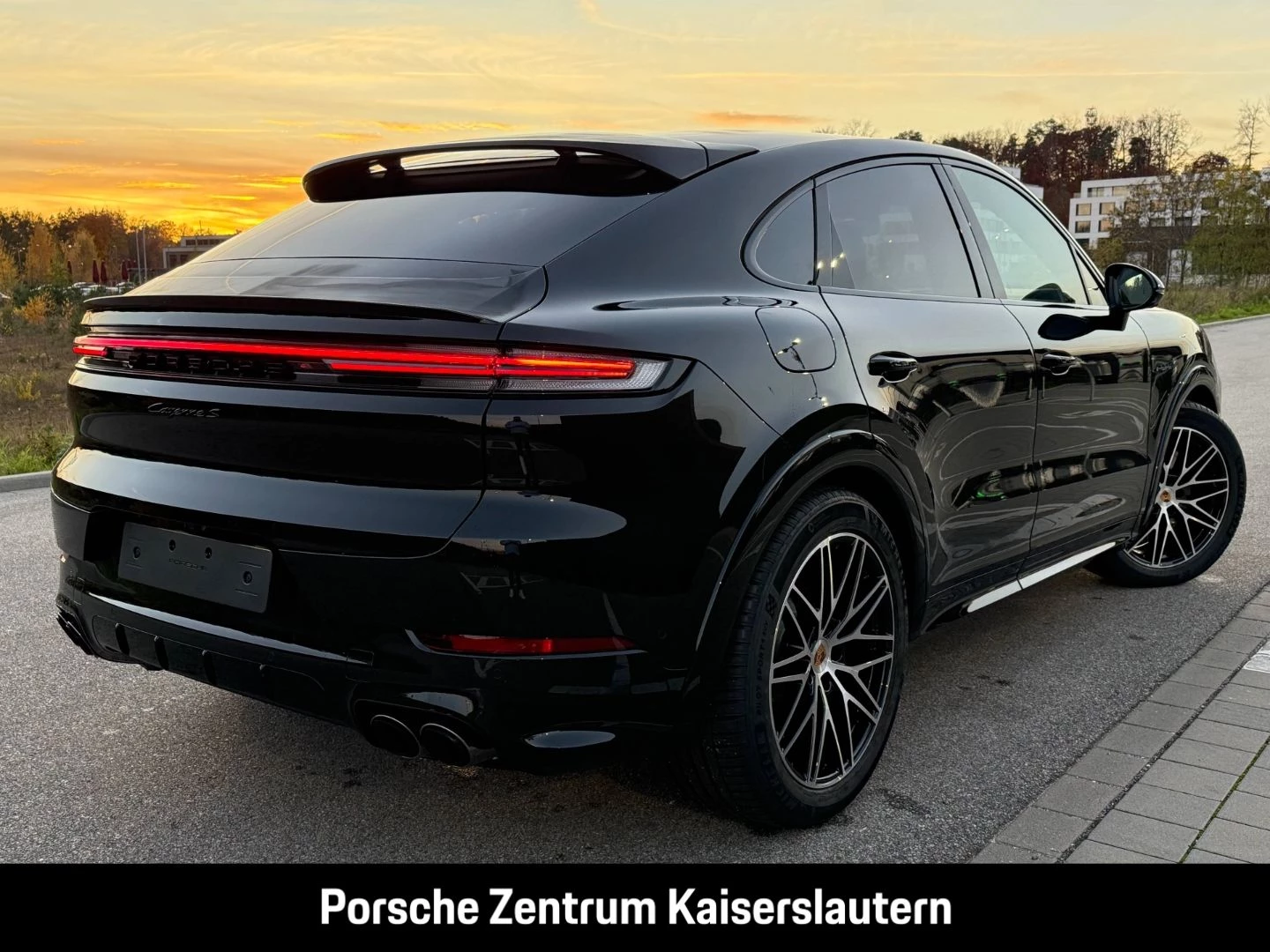 Porsche Cayenne S E-Hybrid Coupe Black Edition InnoDrive black edition