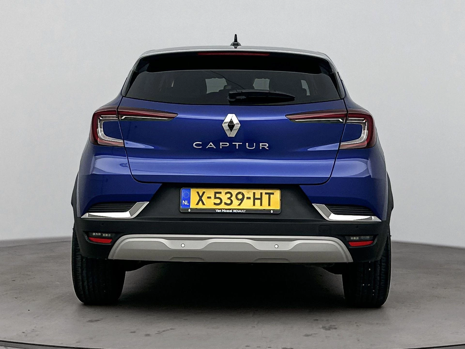 Renault-Captur-image-2