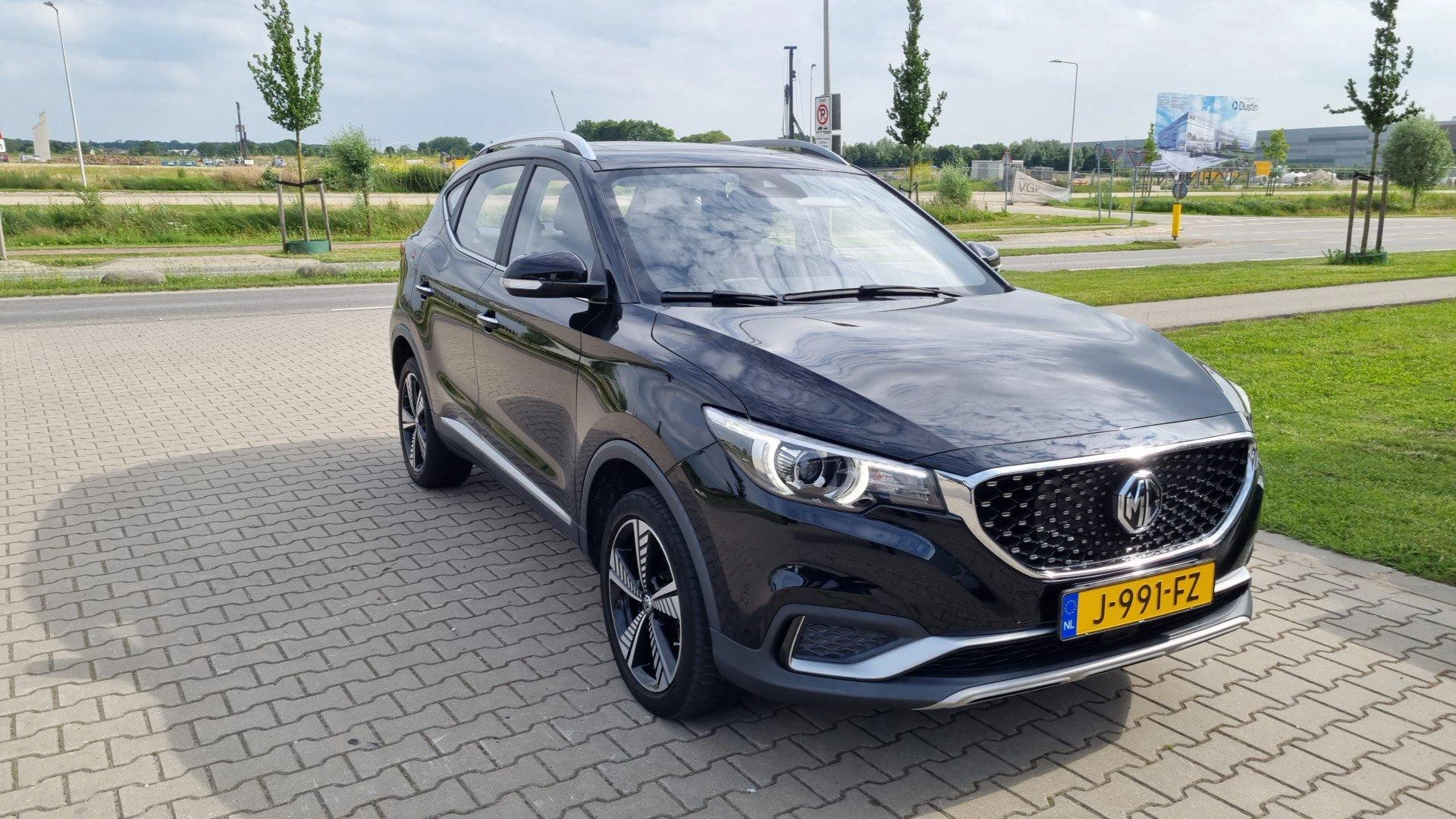 MG ZS EV