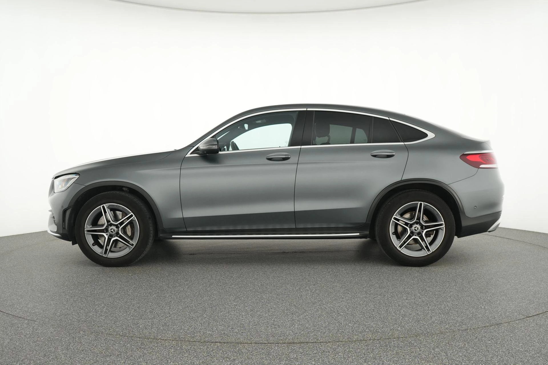 Mercedes-Benz-GLC-image-7
