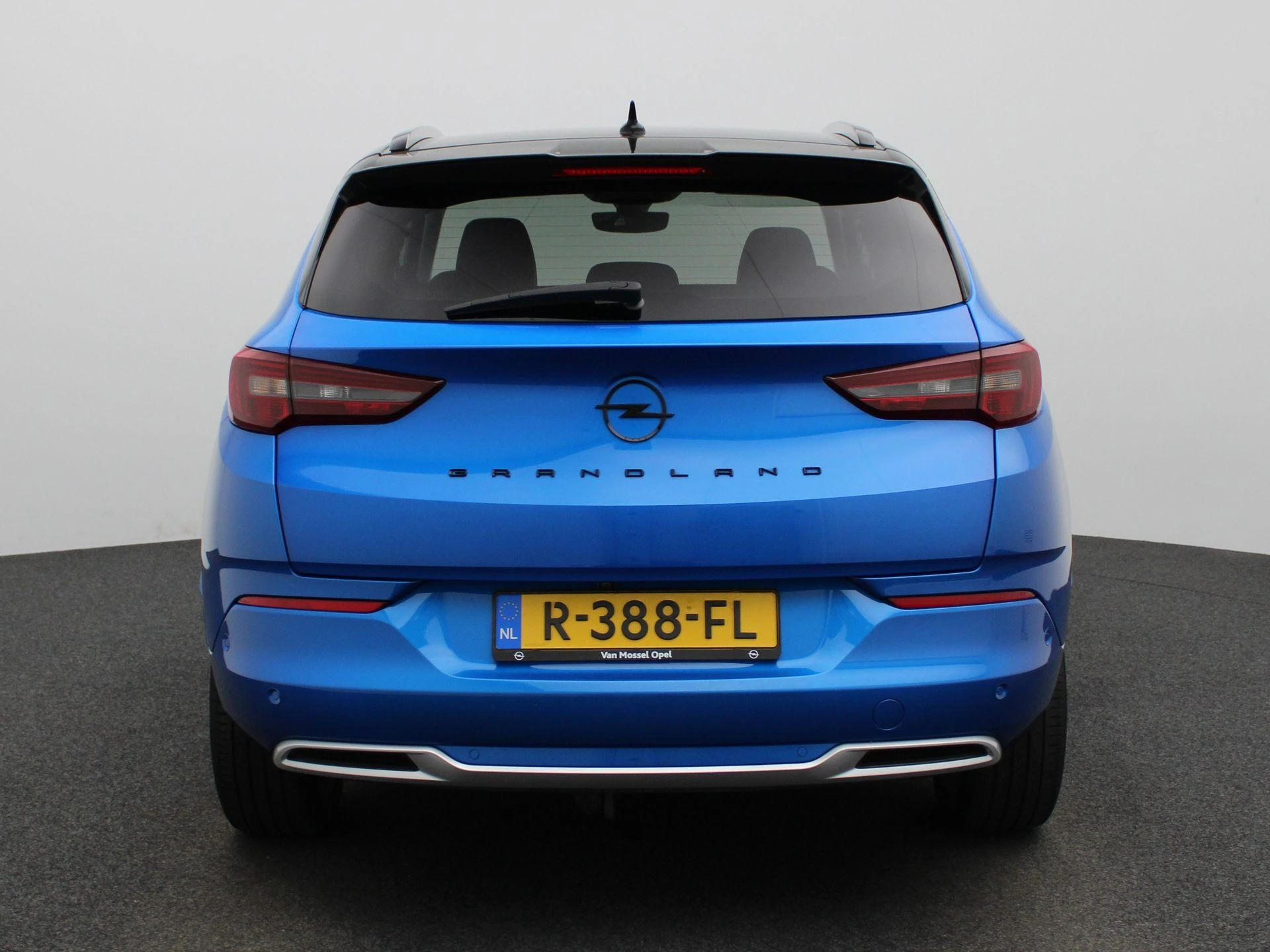 Opel-Grandland-image-4