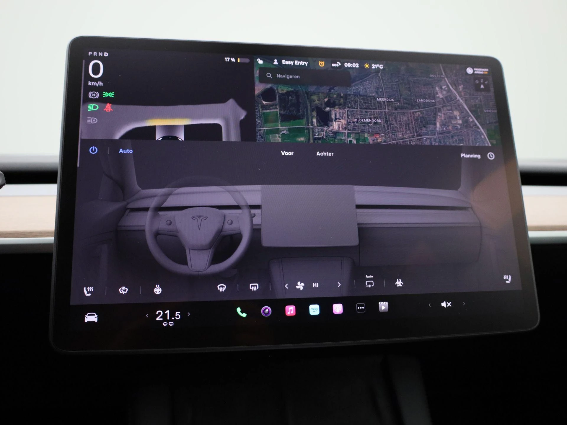 Tesla-Model Y-image-15