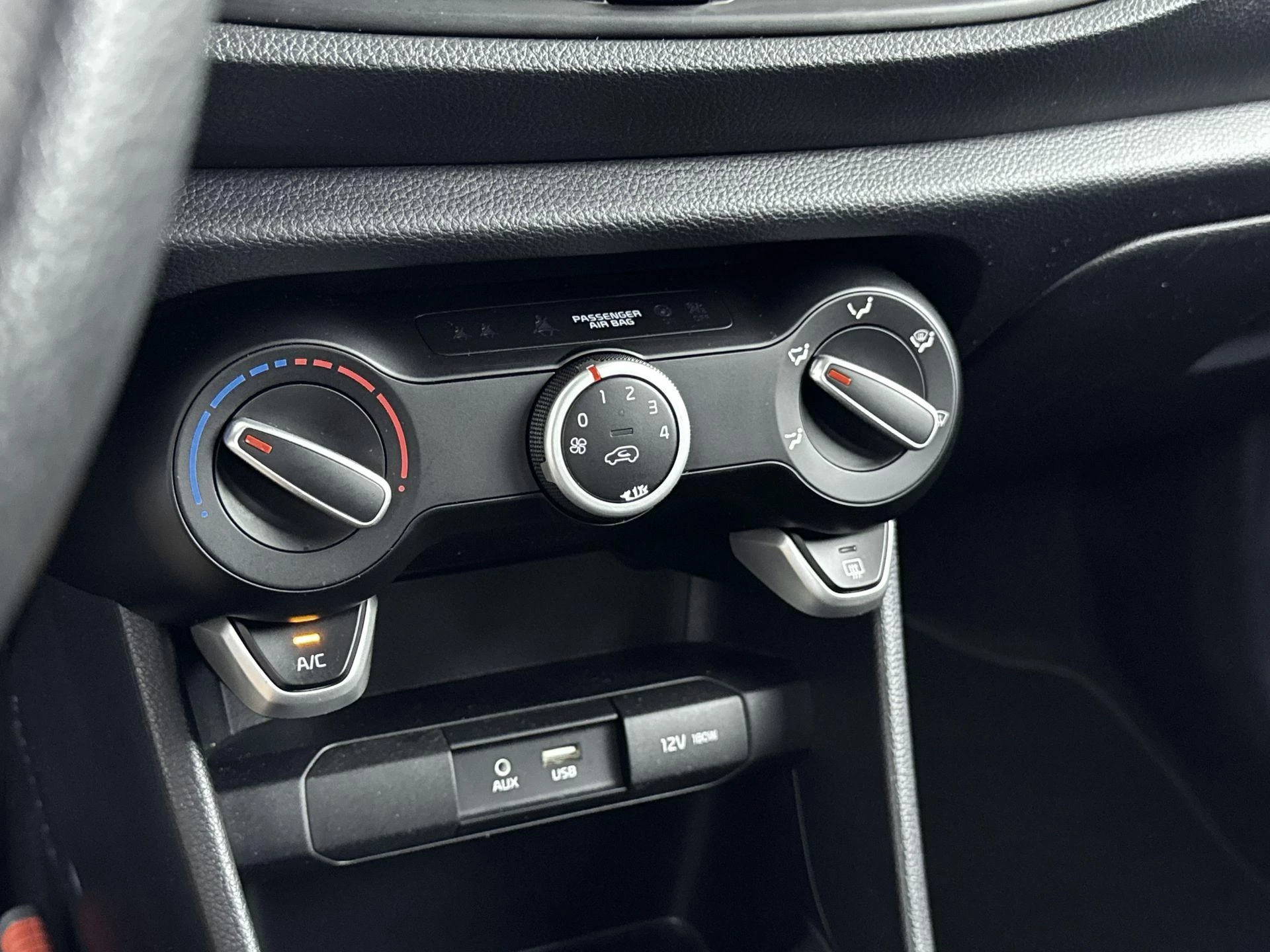 Kia Picanto 1.0 CVVT ComfortPlusLine Navigator