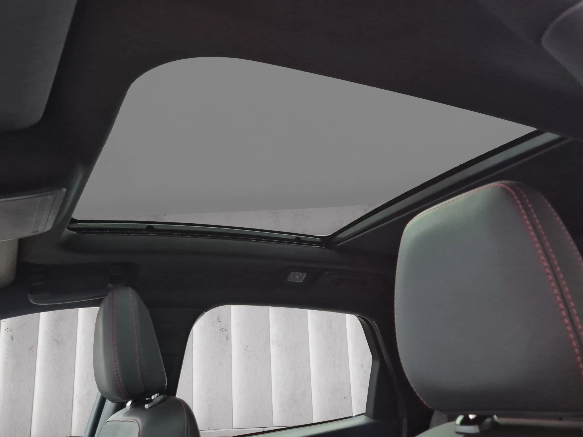 Ford Kuga ST-Line X Aut.*PANO*AHK*360GRAD*LED-MATRIX*NAVI*GRA*WINTER-PKT..