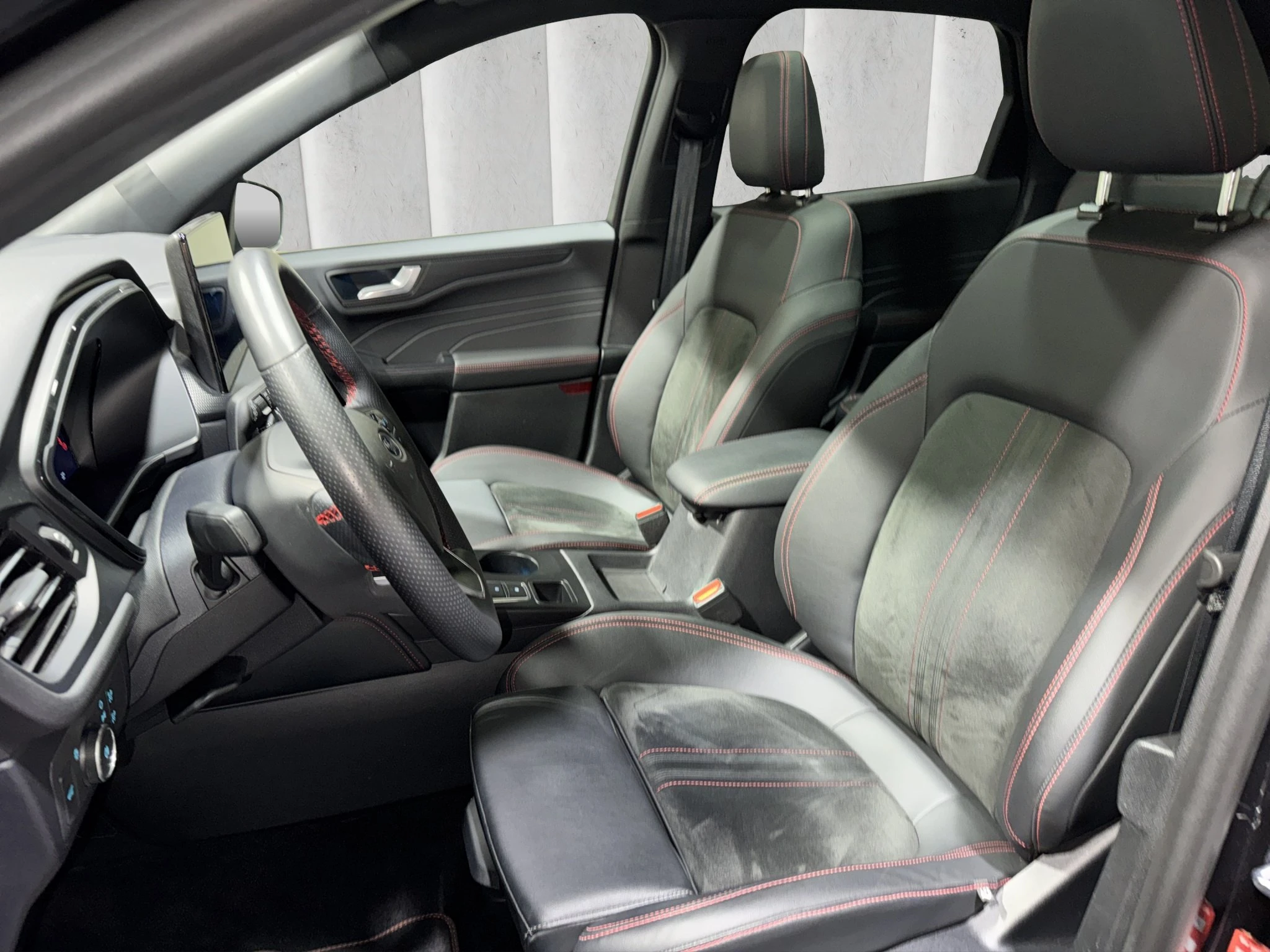Ford Kuga ST-Line X Aut.*PANO*AHK*360GRAD*LED-MATRIX*NAVI*GRA*WINTER-PKT..