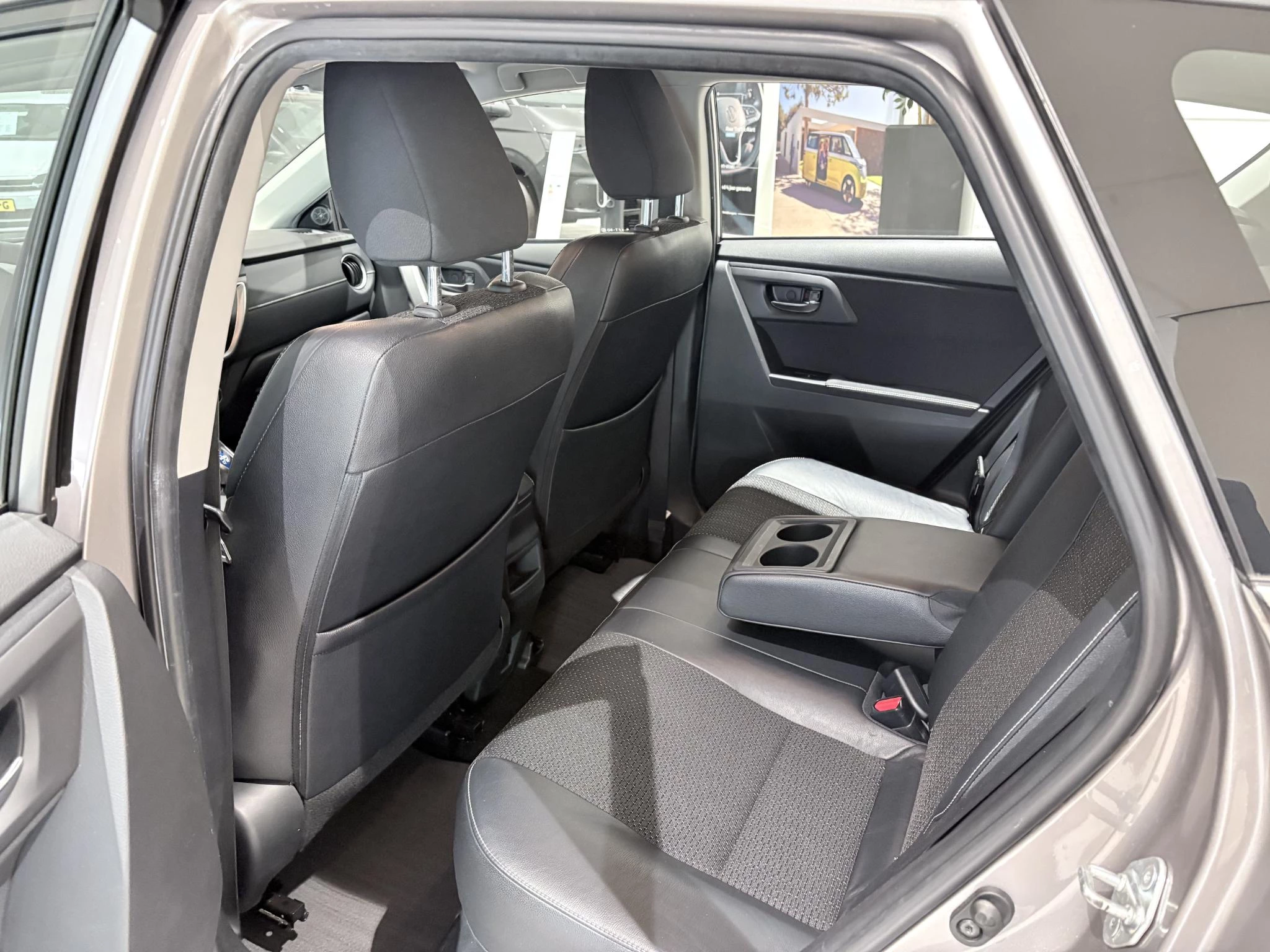 Toyota-Auris-image-8