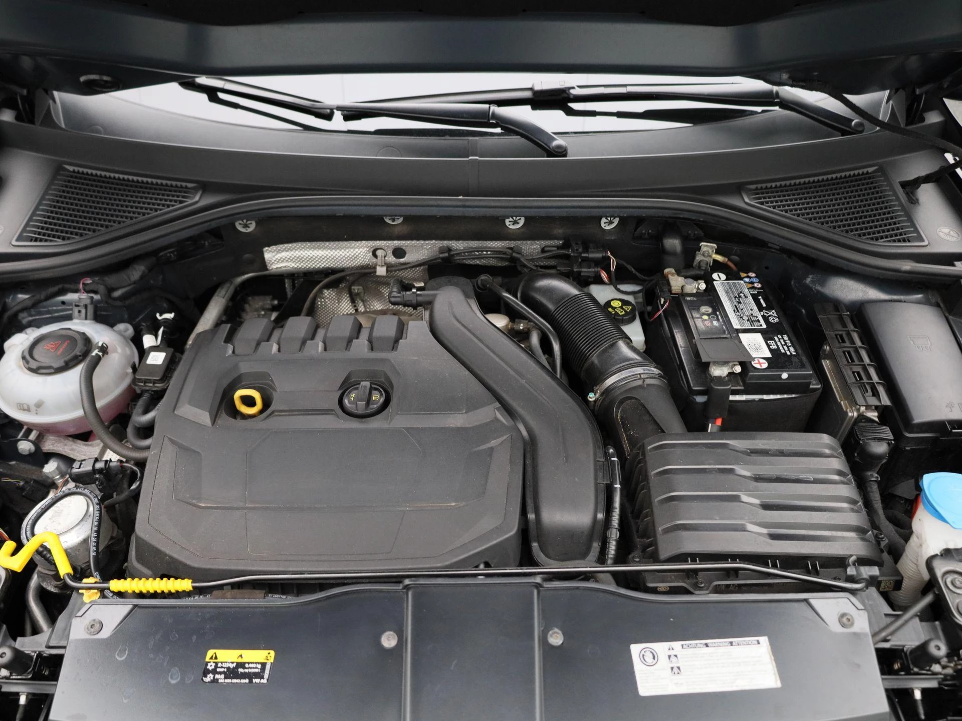 Volkswagen T-Roc 1.5 TSI Sport Business R
