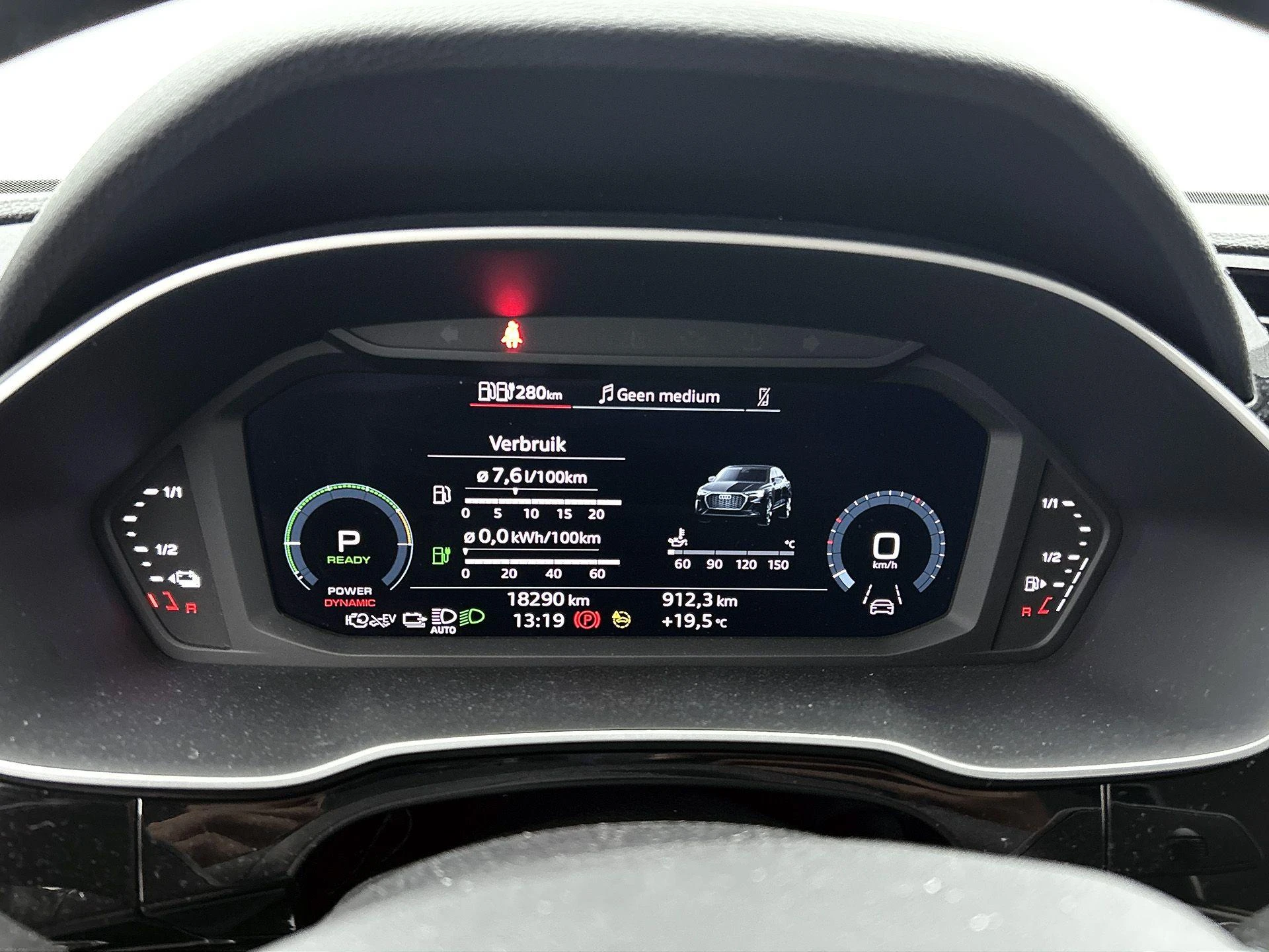 Audi-Q3-image-8