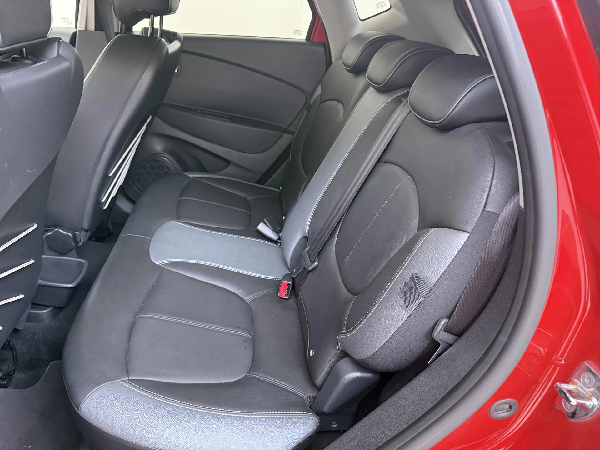 Renault-Captur-image-15