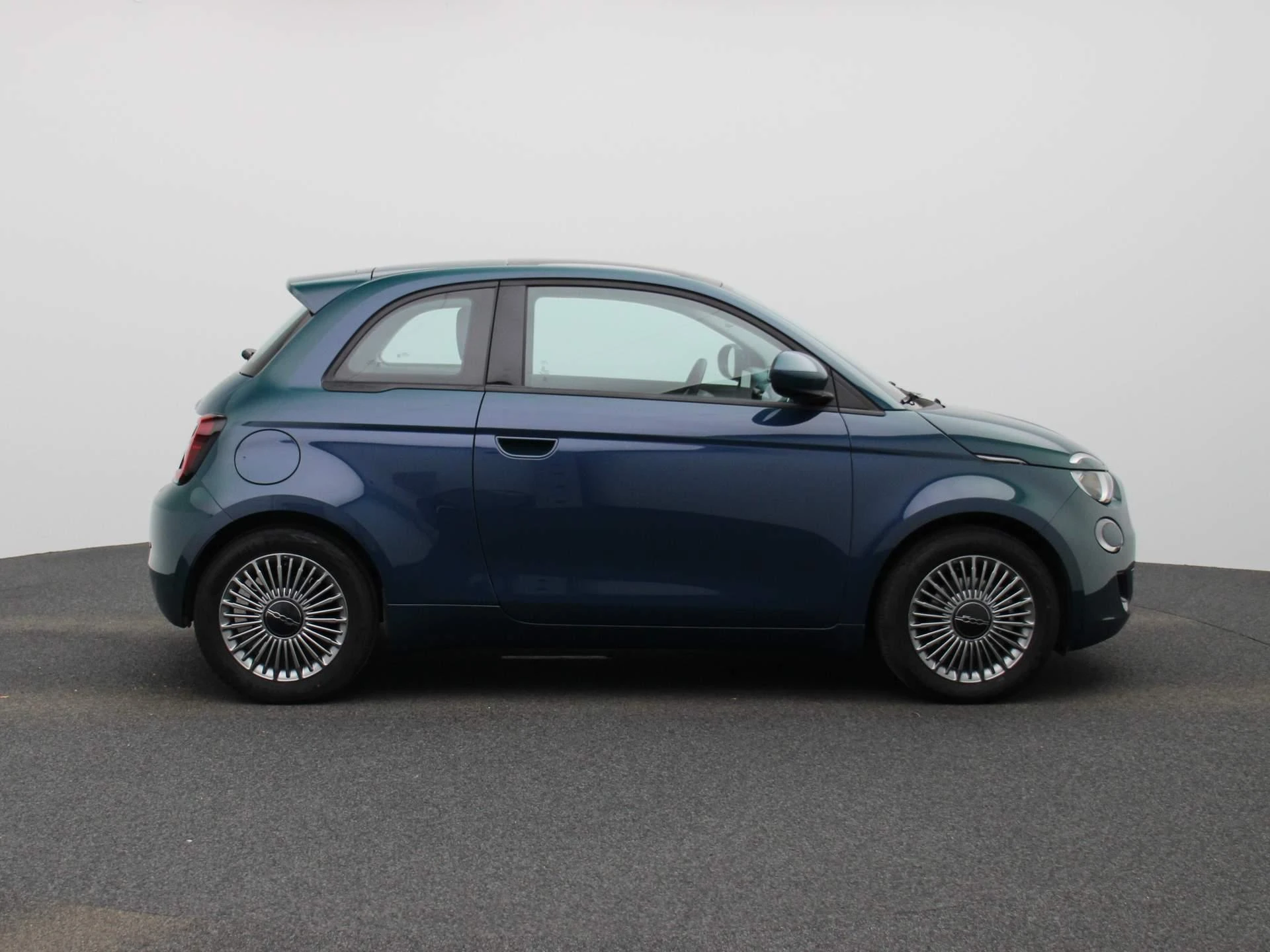 Fiat-500e-image-6