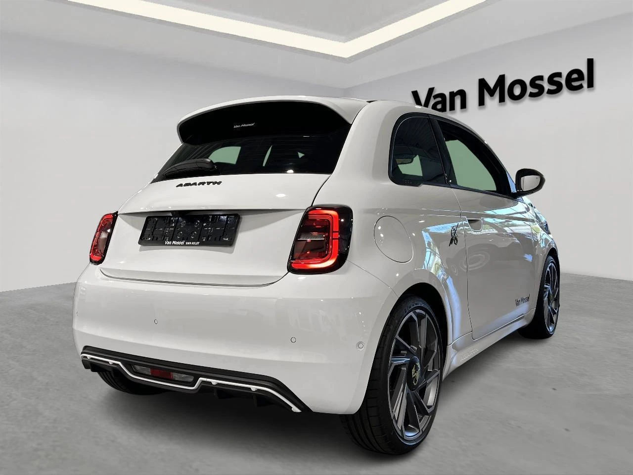 Abarth-500-image-3