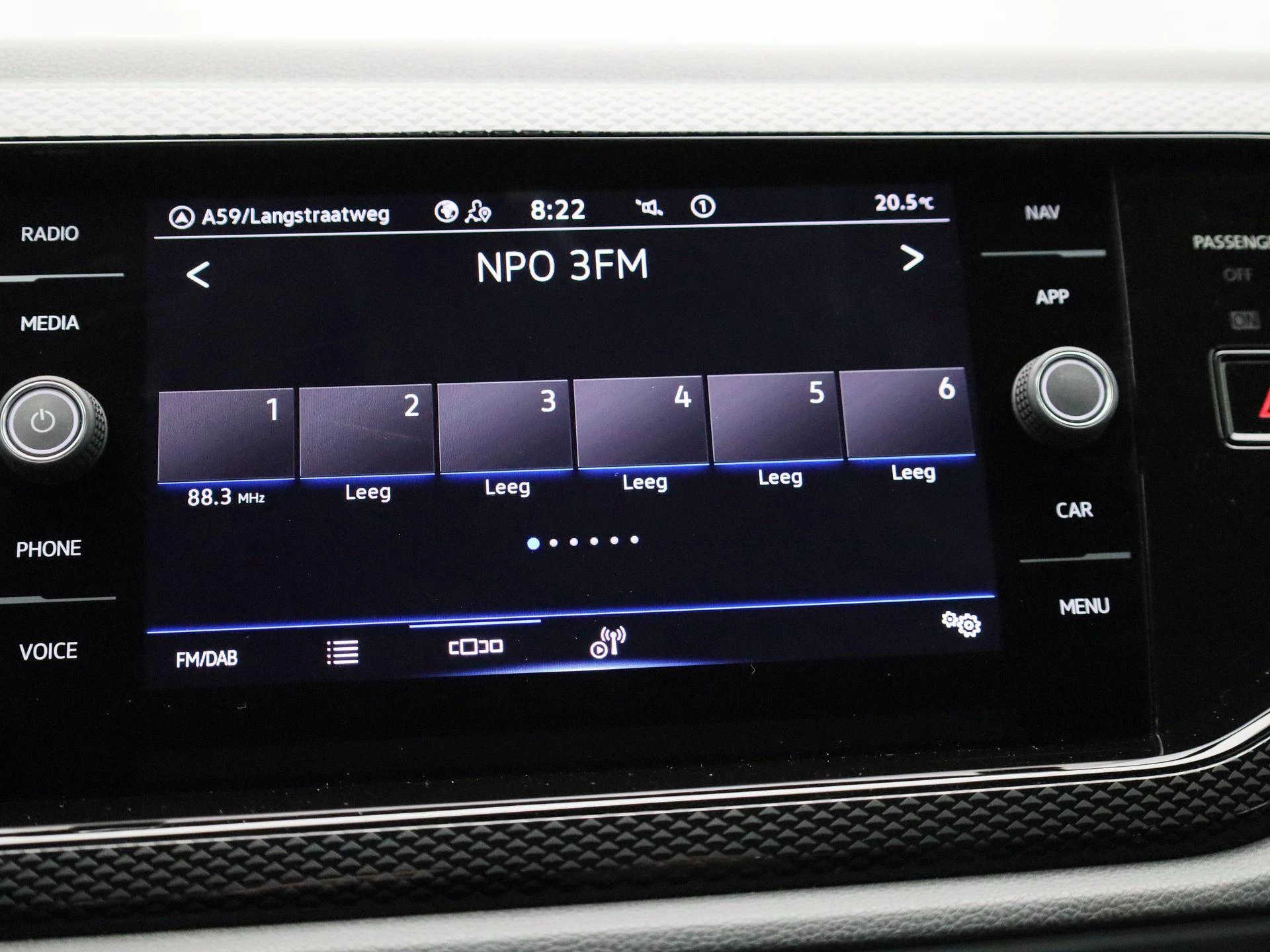 Volkswagen-Taigo-image-14