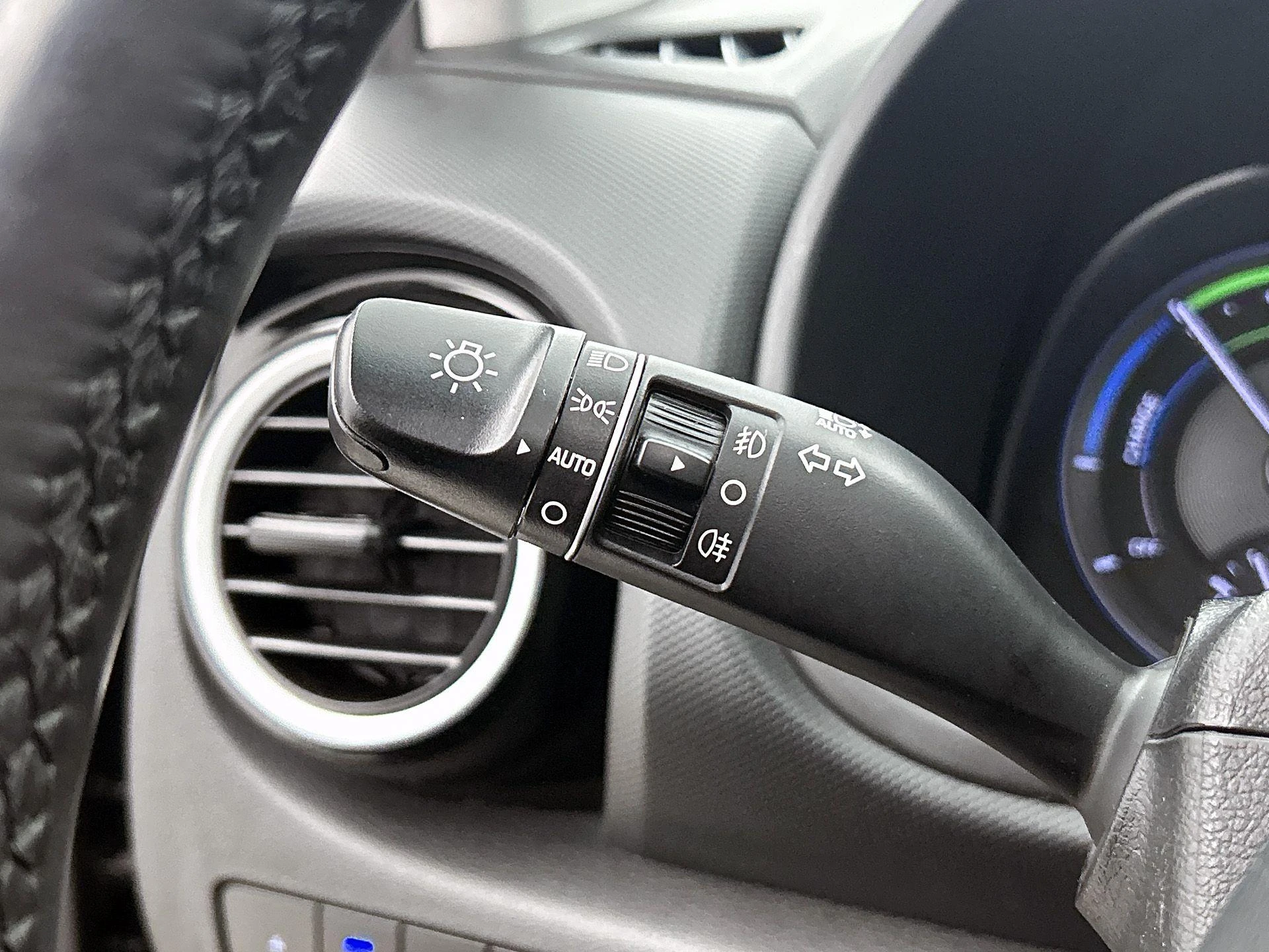 Hyundai-Kona-image-10