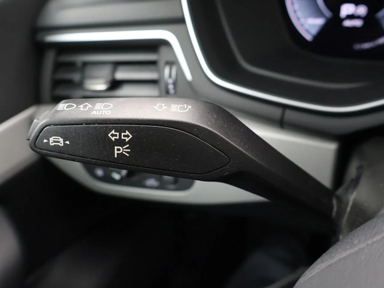 Audi-A4-image-18
