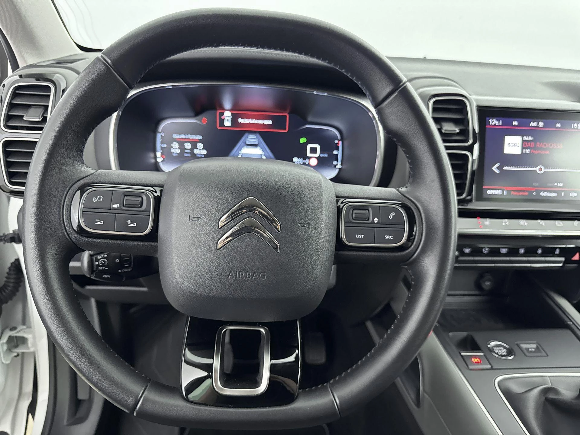 Citroën-C5 Aircross-image-27