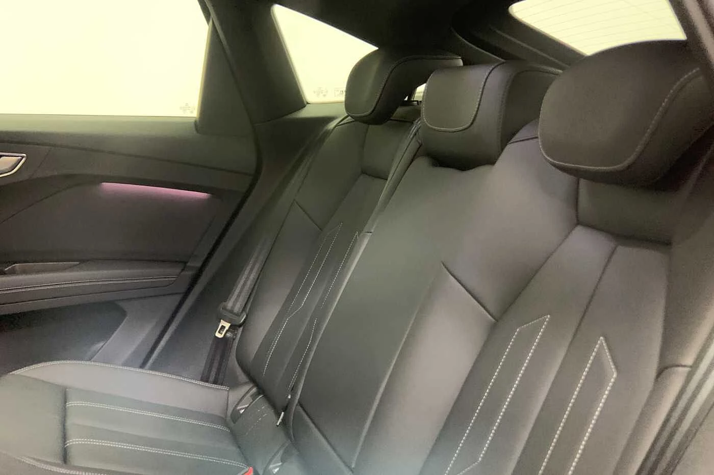 Audi-Q4 Sportback e-tron-image-9