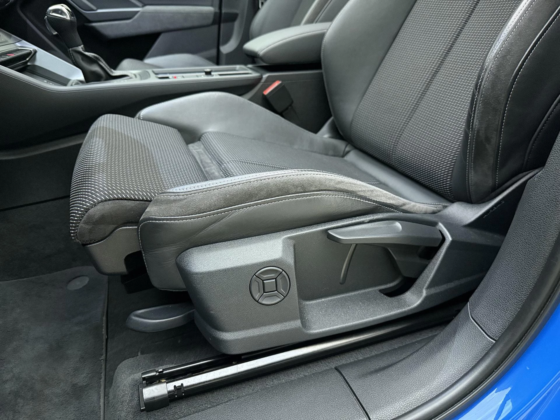 Audi-Q3-image-16