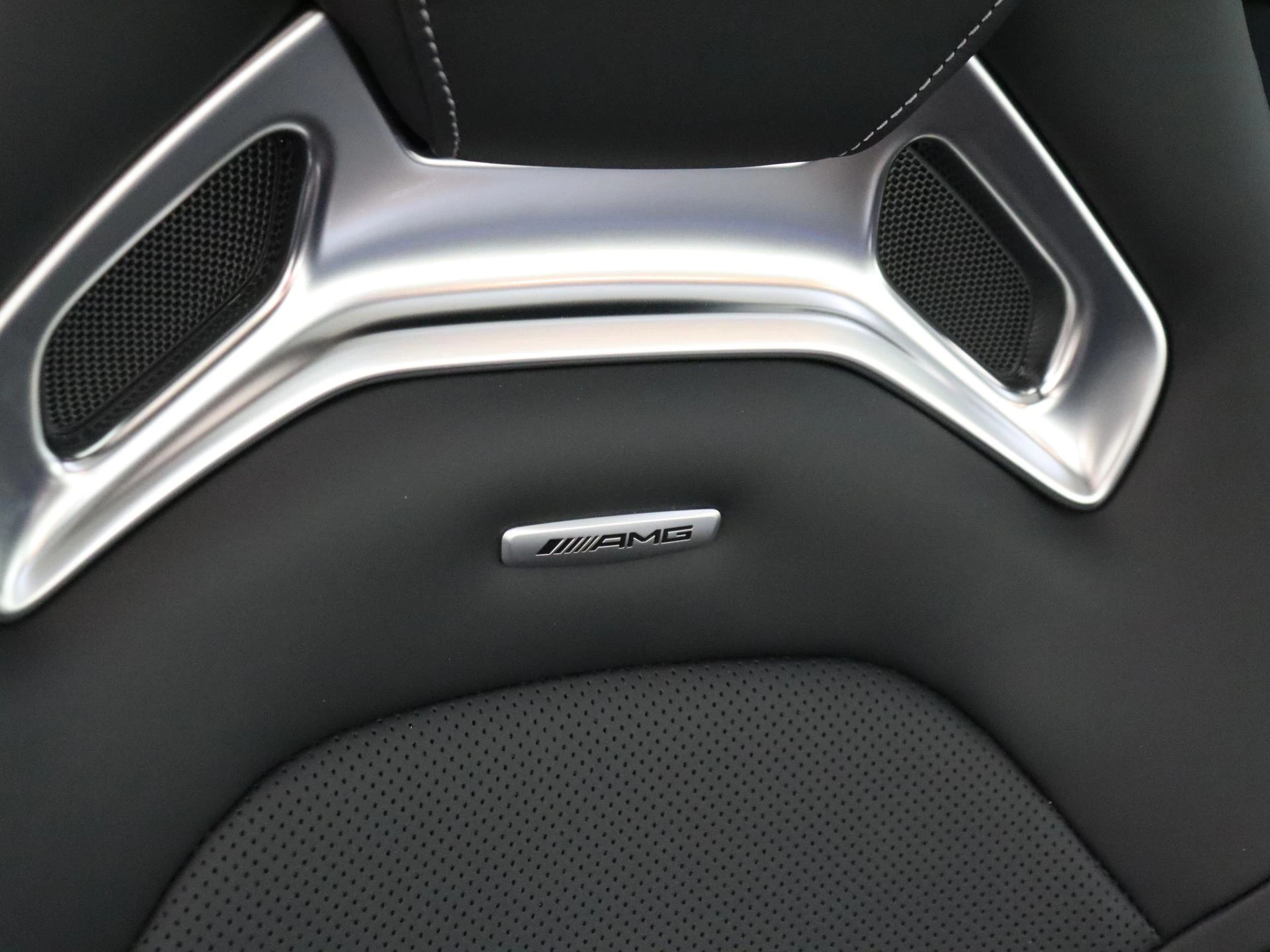 Mercedes-AMG-GT-image-13