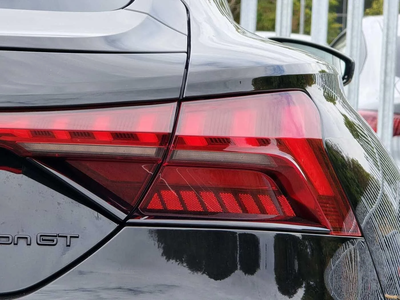 Audi-e-tron GT-image-20