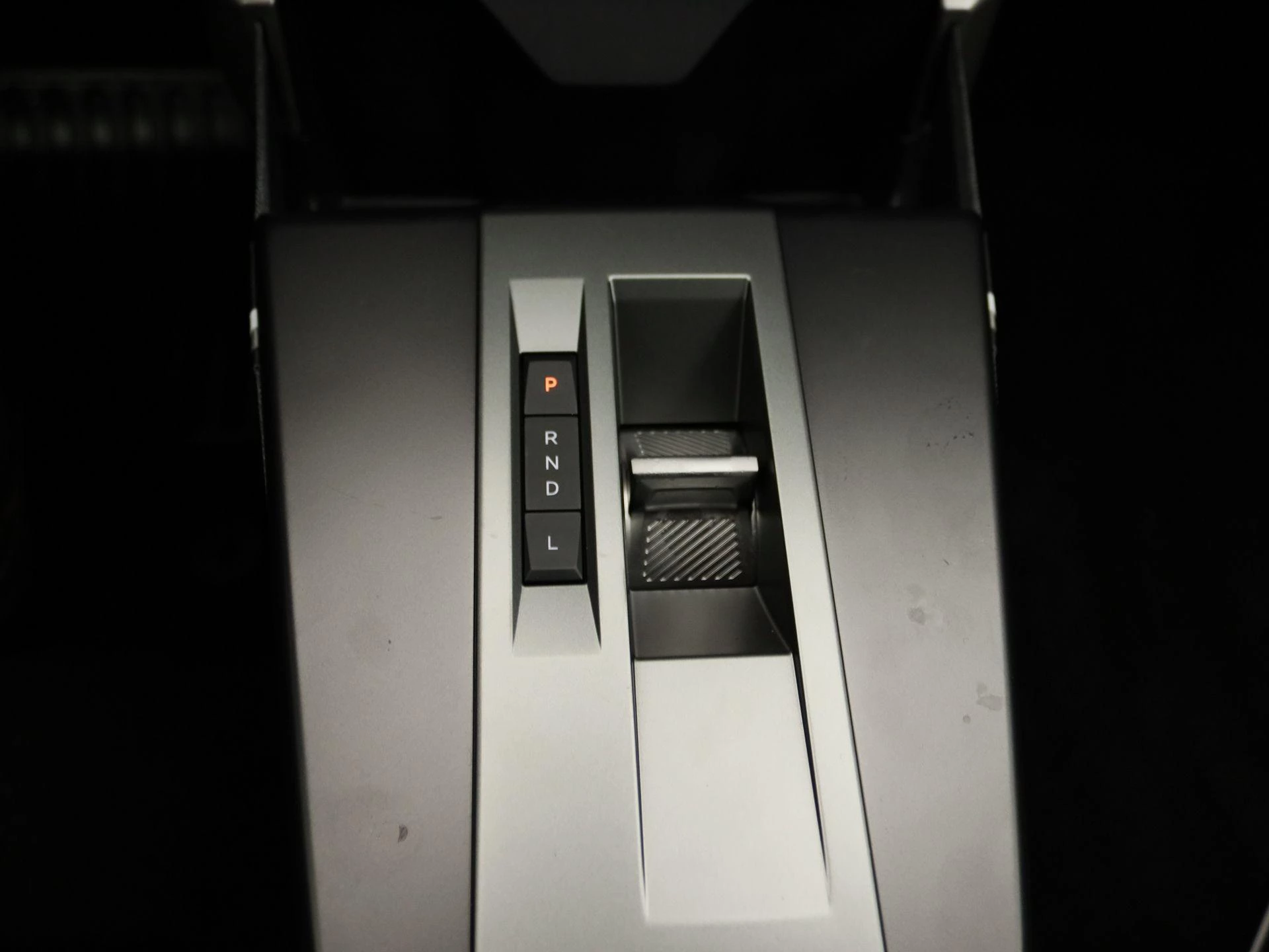 Opel-Frontera-image-10