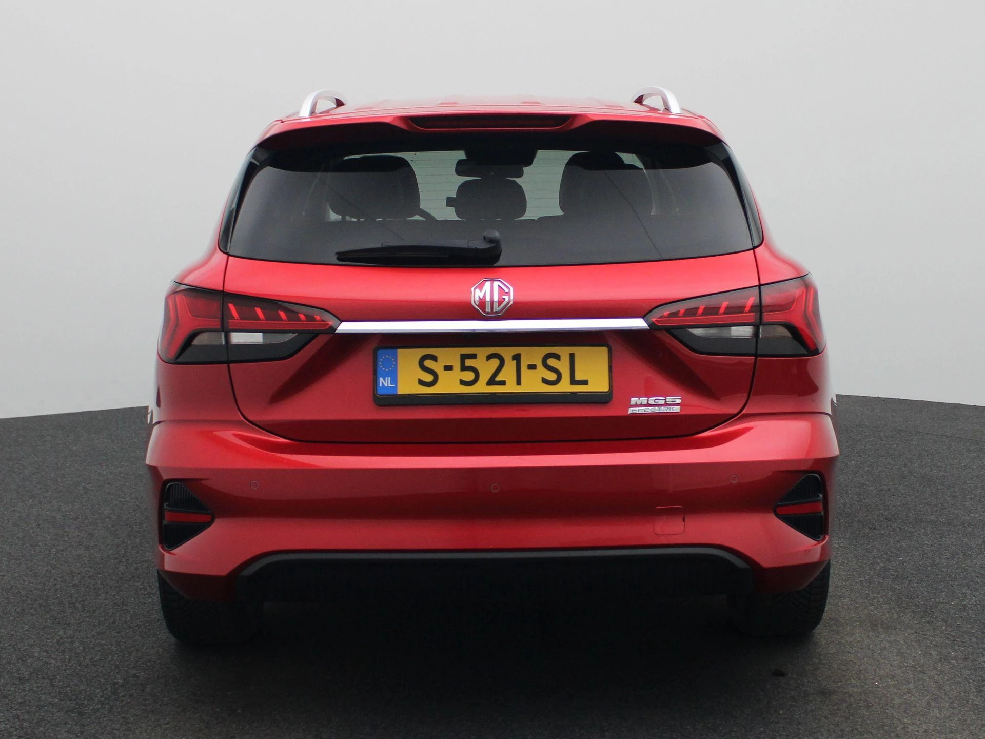 MG MG5