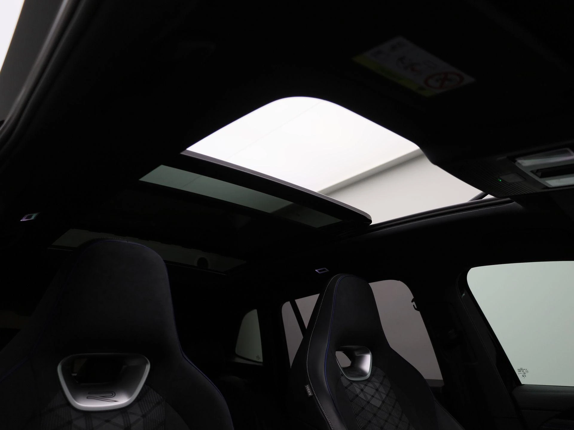 Volkswagen Tiguan 1.5 eHybrid R-Line Edition 204 PK|