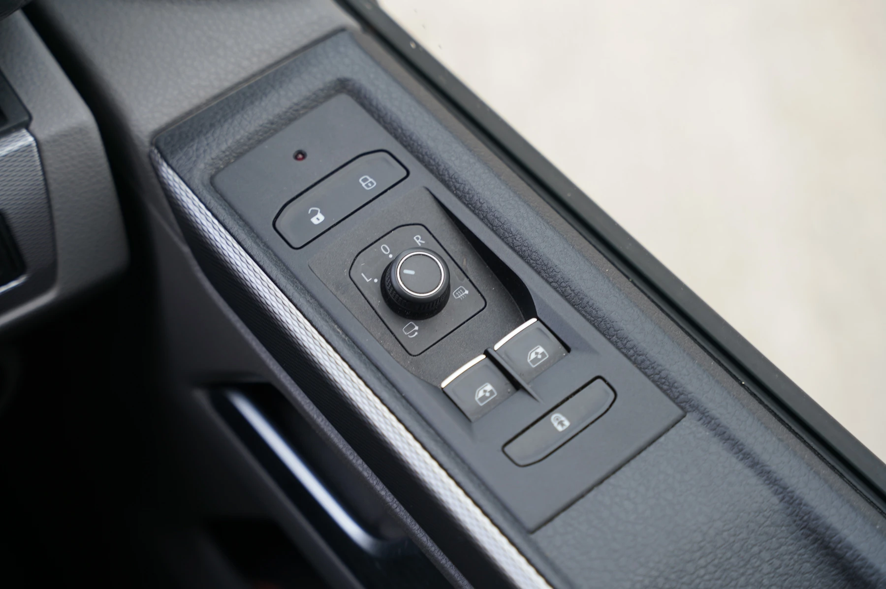 Volkswagen-California-image-25