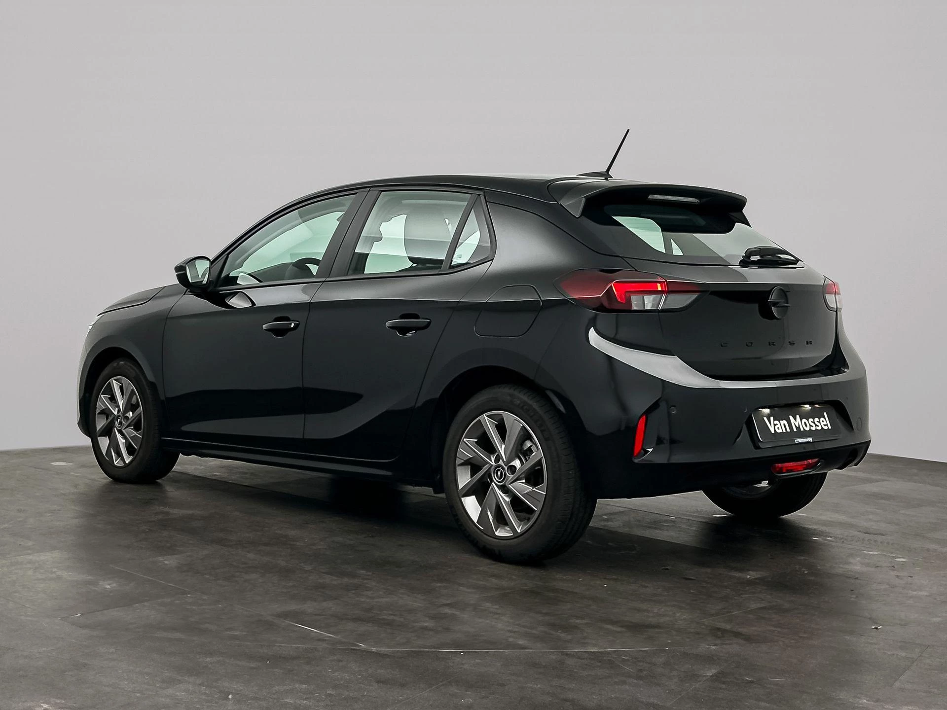 Opel-Corsa-image-7
