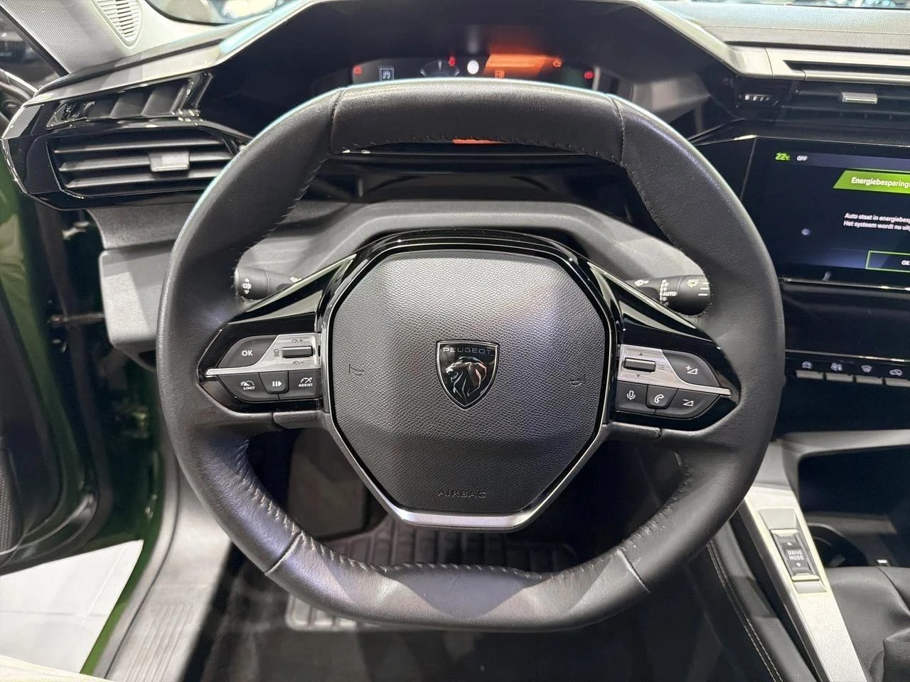 Peugeot-308-image-9