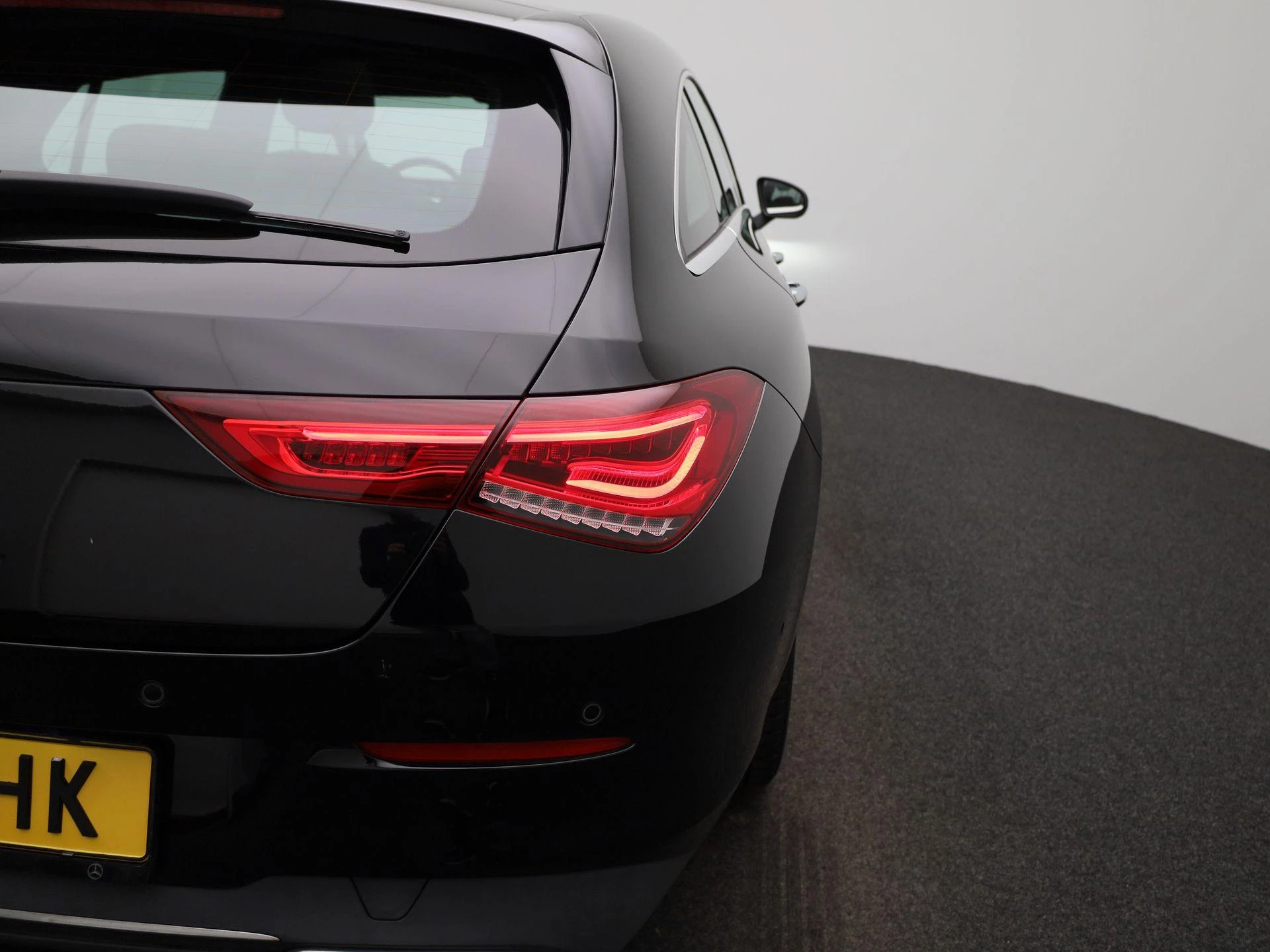 Mercedes-Benz-CLA-image-32