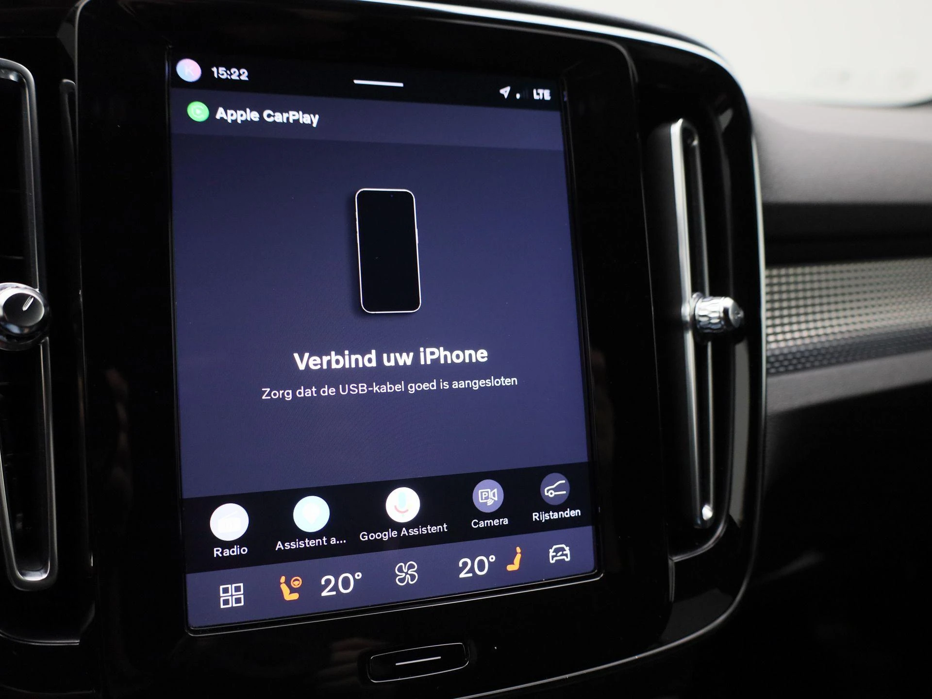 Volvo-XC40-image-20