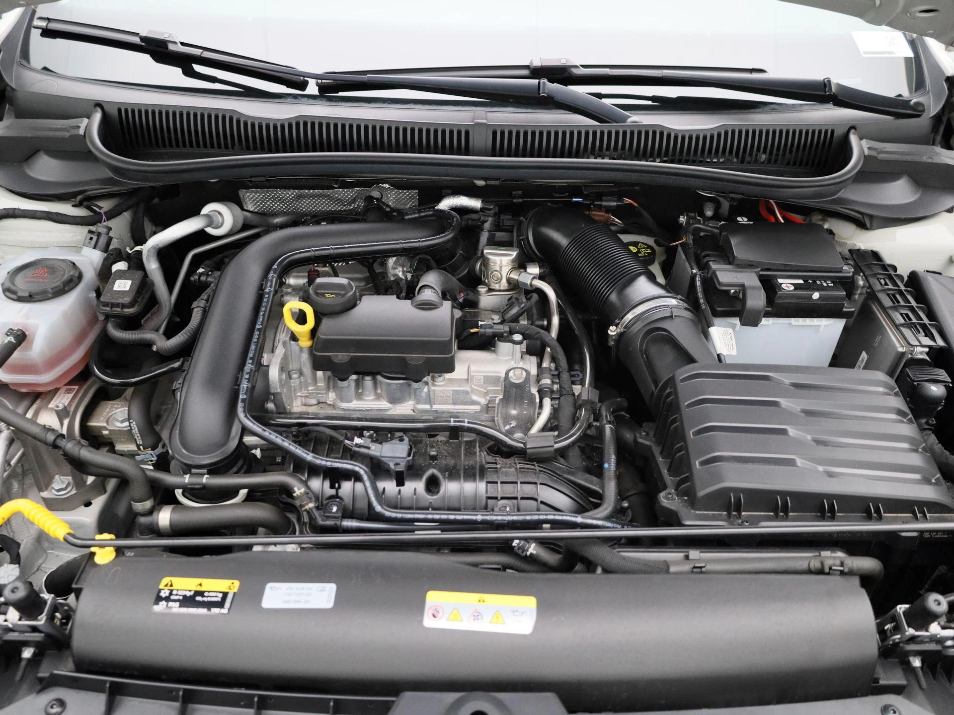 Volkswagen-Taigo-image-25