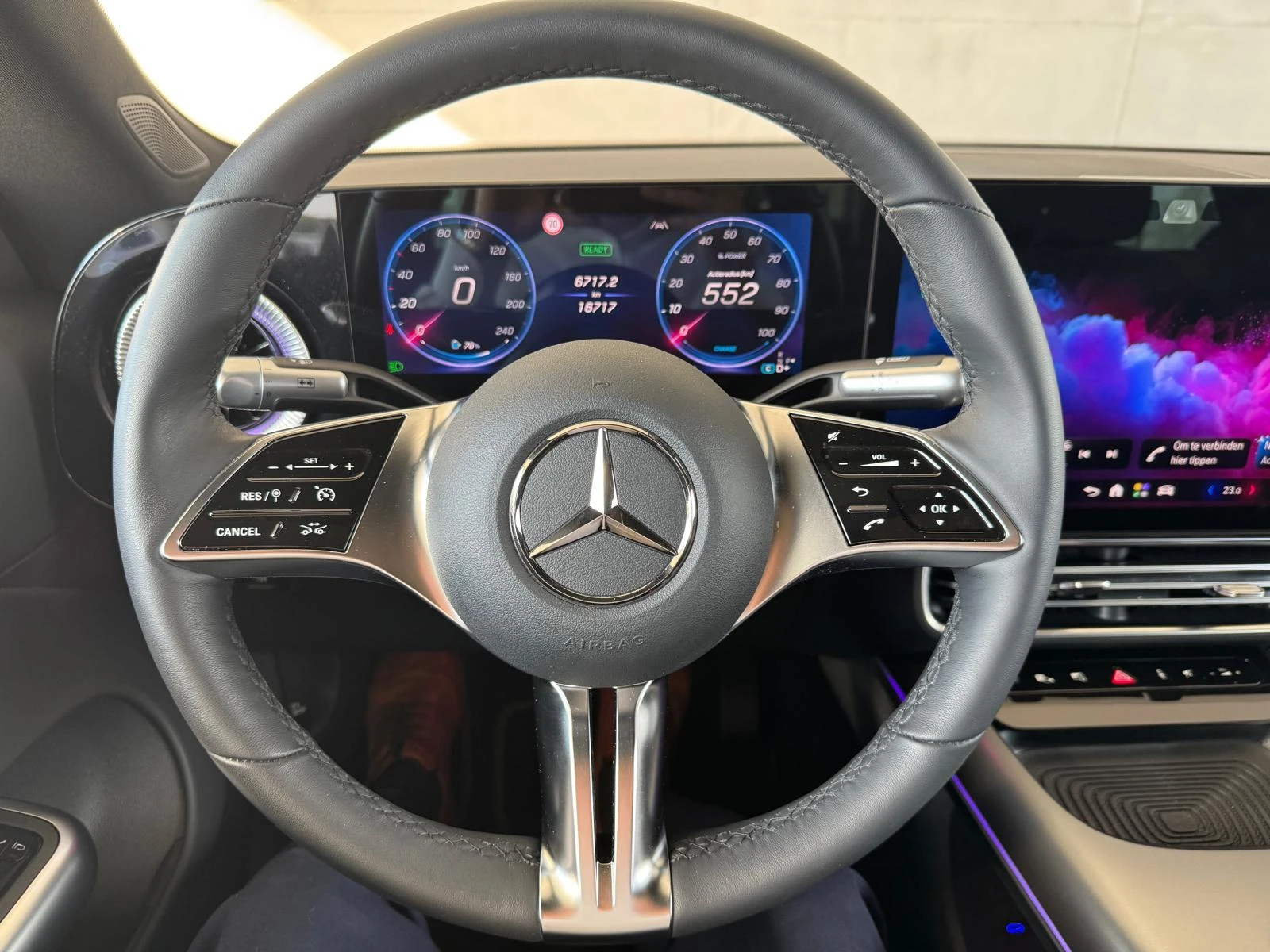 Mercedes-Benz-CLA-image-12