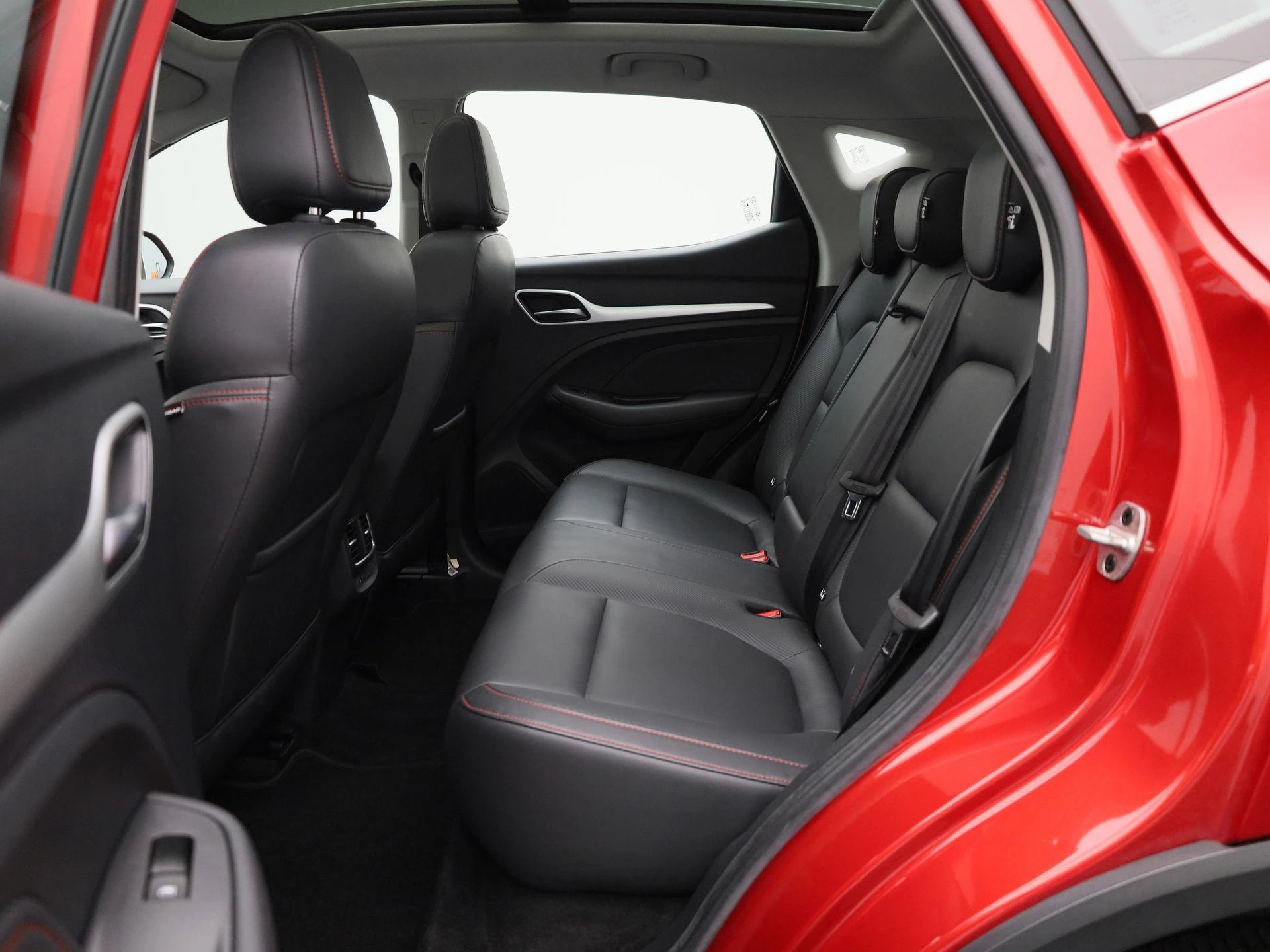 MG-ZS EV-image-11