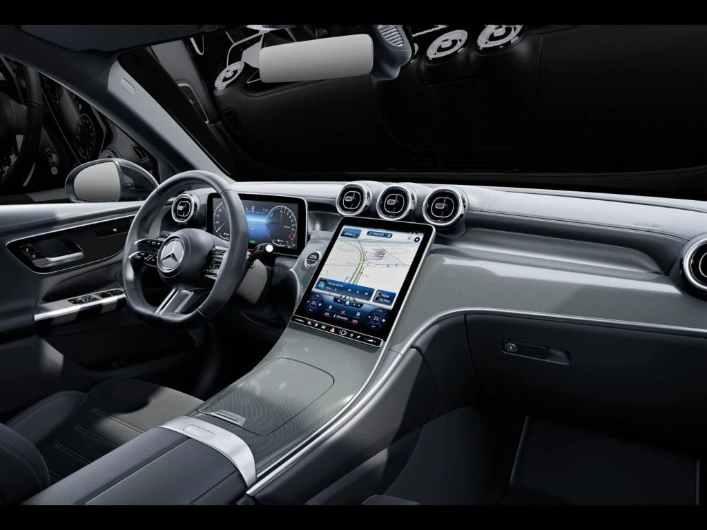 Mercedes-Benz-GLC 300 e-image-12