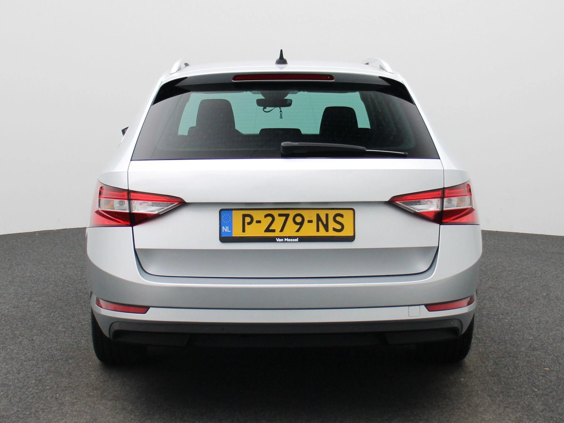 Škoda-Superb-image-4