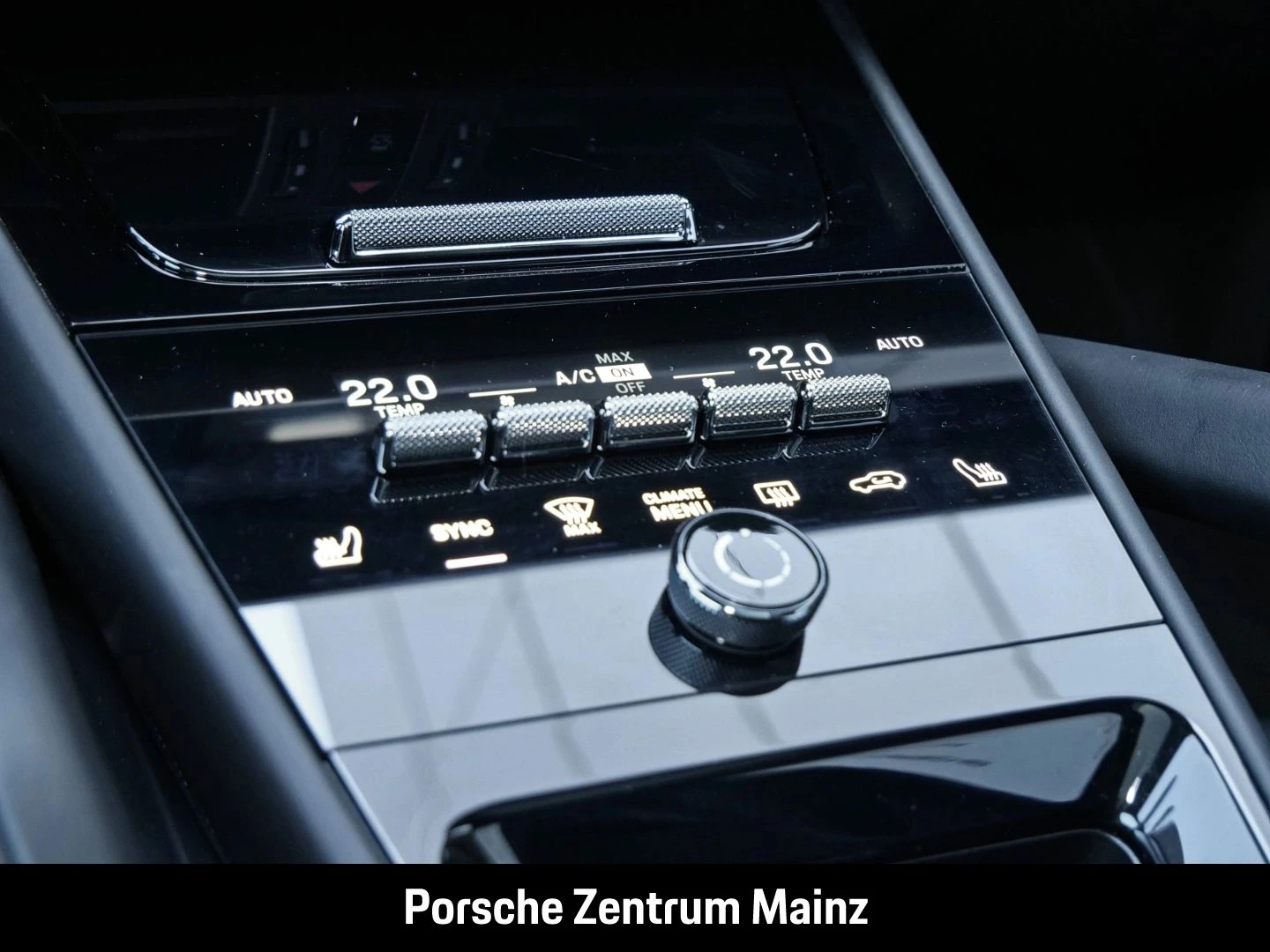 Porsche-Cayenne-image-23
