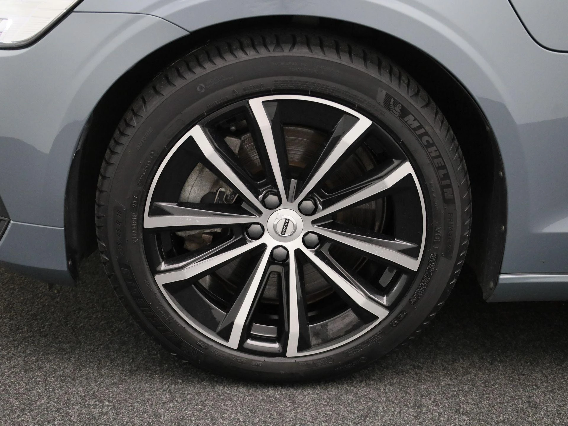 Volvo-V60-image-16