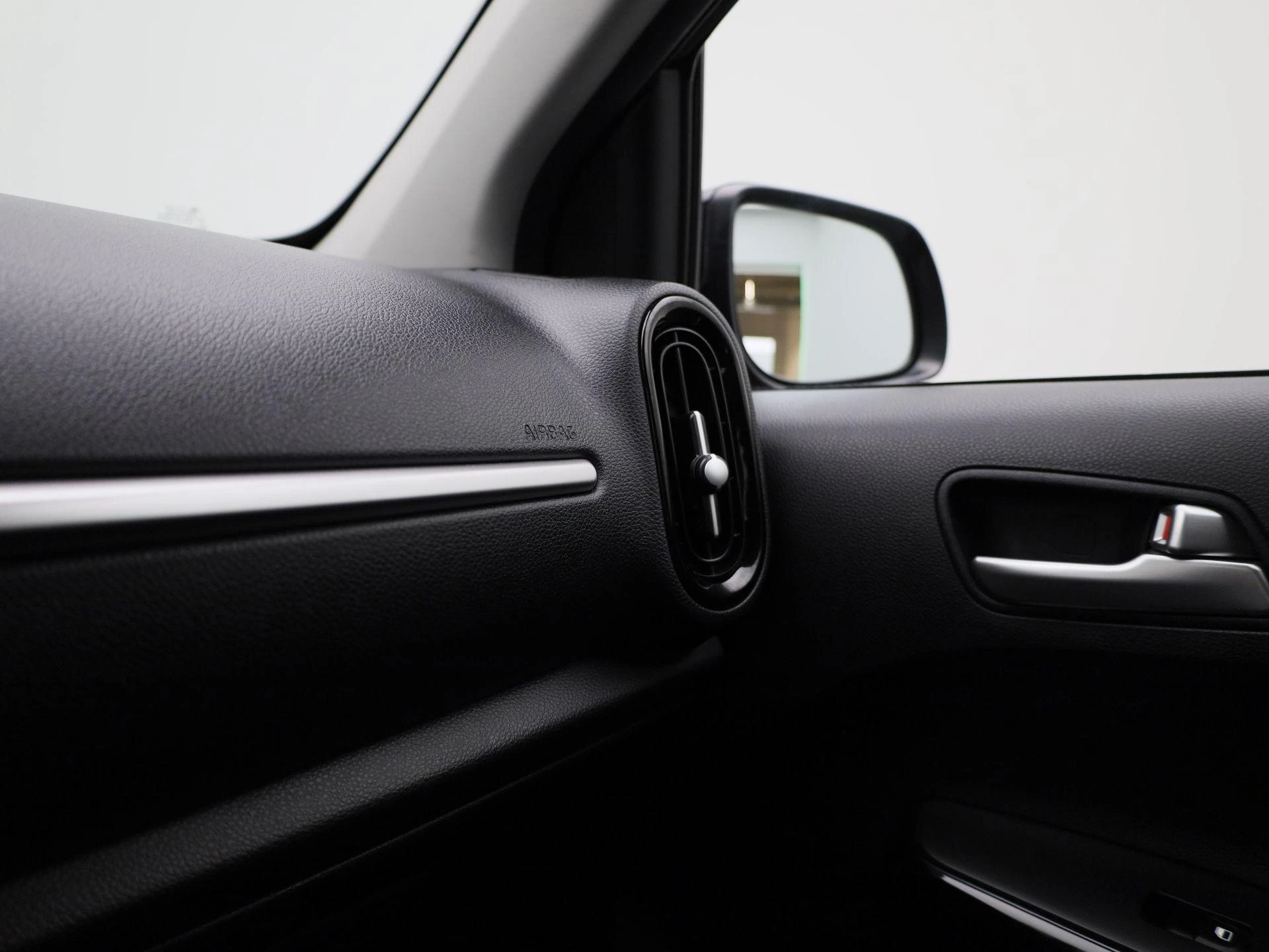 Kia-Picanto-image-24