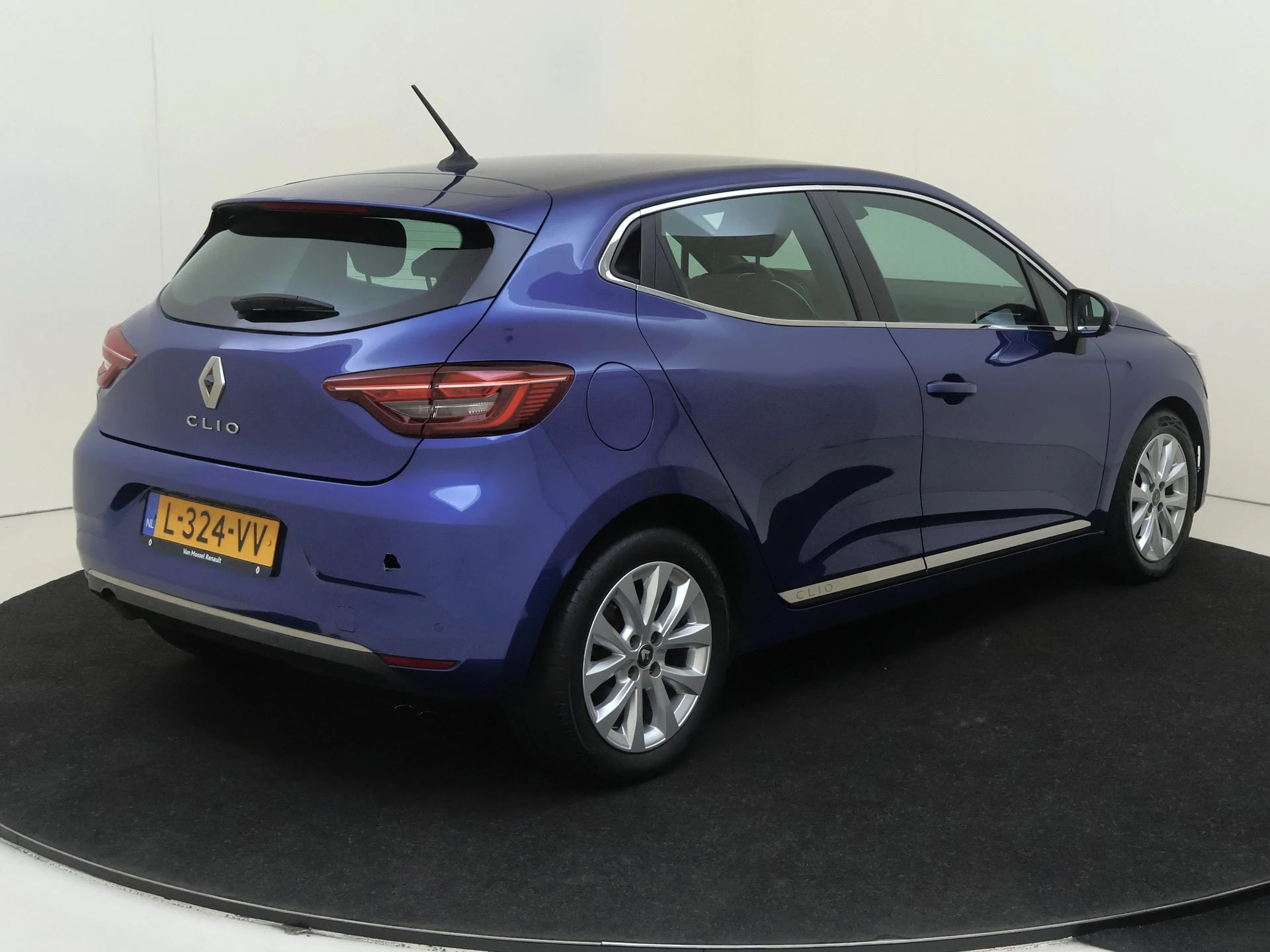 Renault-Clio-image-3